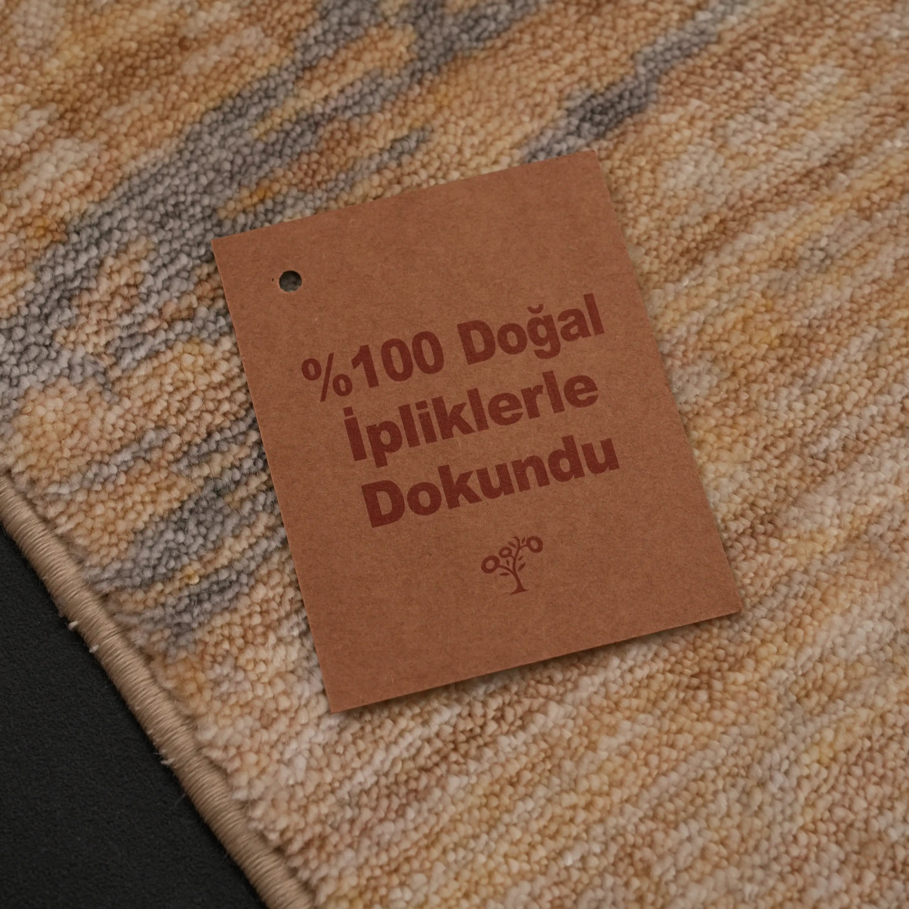 Günyolu Serisi Kemaliye Karanlık Kanyon Desenli Bej Tezgah Dokuma Doğal Halı