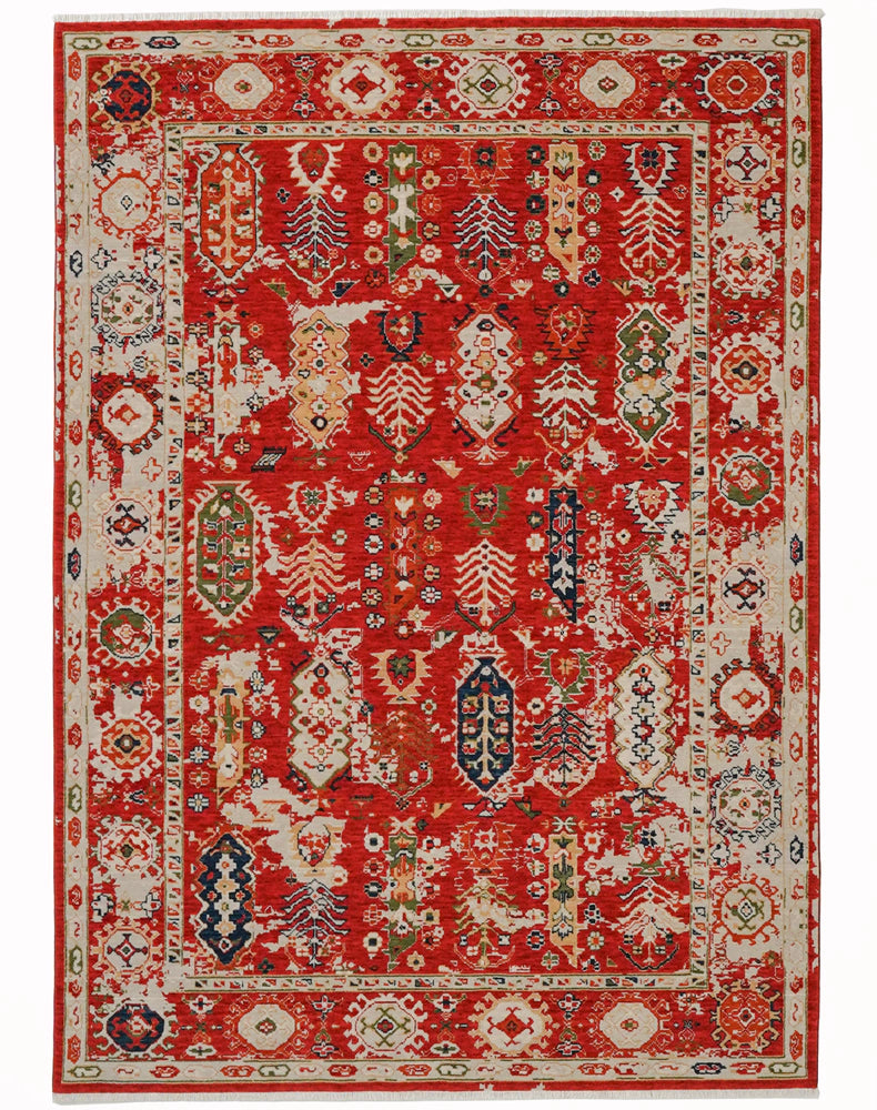 Gelir gelmez vitrine asıldı, bu yılın en sevilenlerinden.