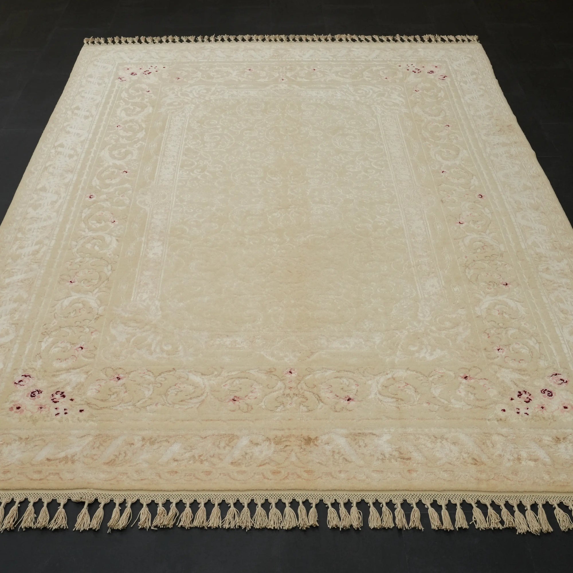 Hanzâde Serisi El Dokuma Çerçeve Desenli Krem İpekli Halı — 176x247 cm