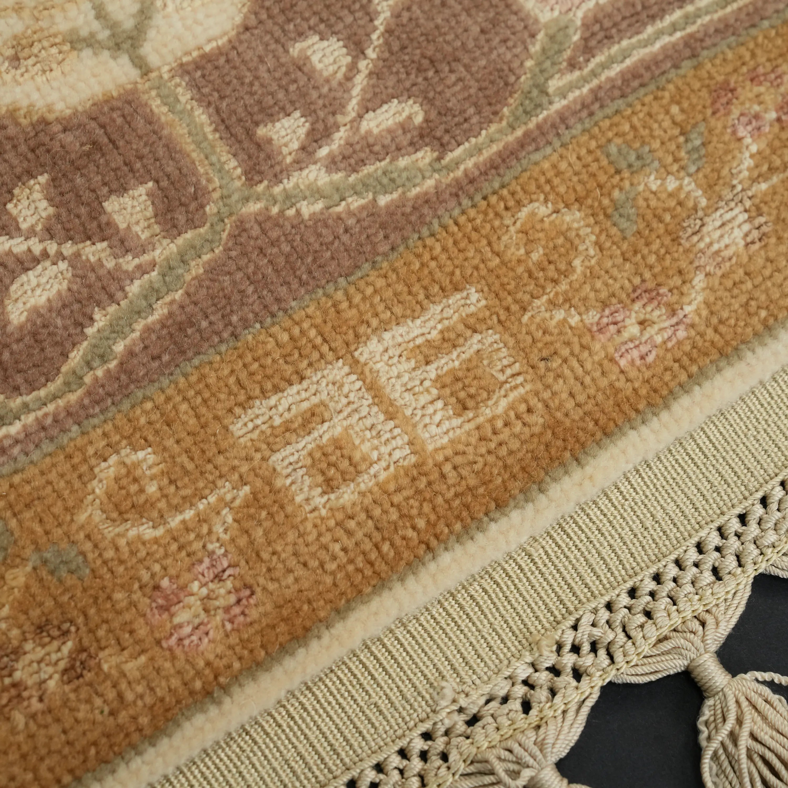 Hanzâde Series Handwoven Frame Patterned Cream Wool Rug