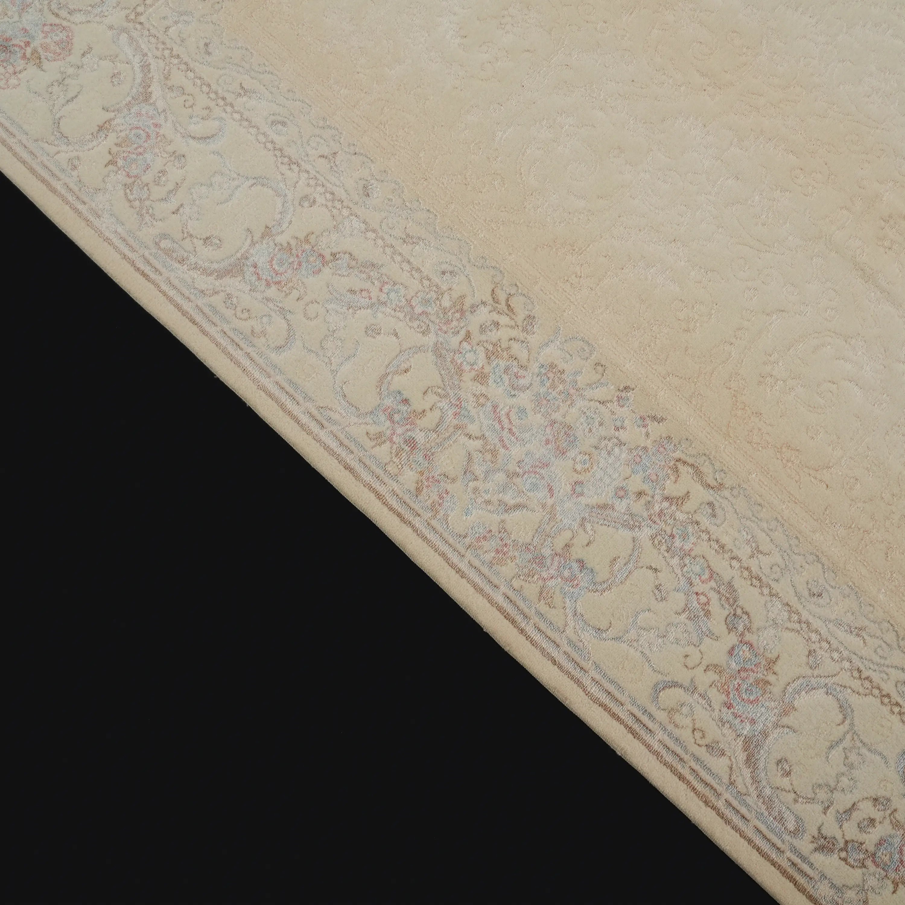 Hanzâde Series Handwoven Flower Pattern Cream Wool Rug