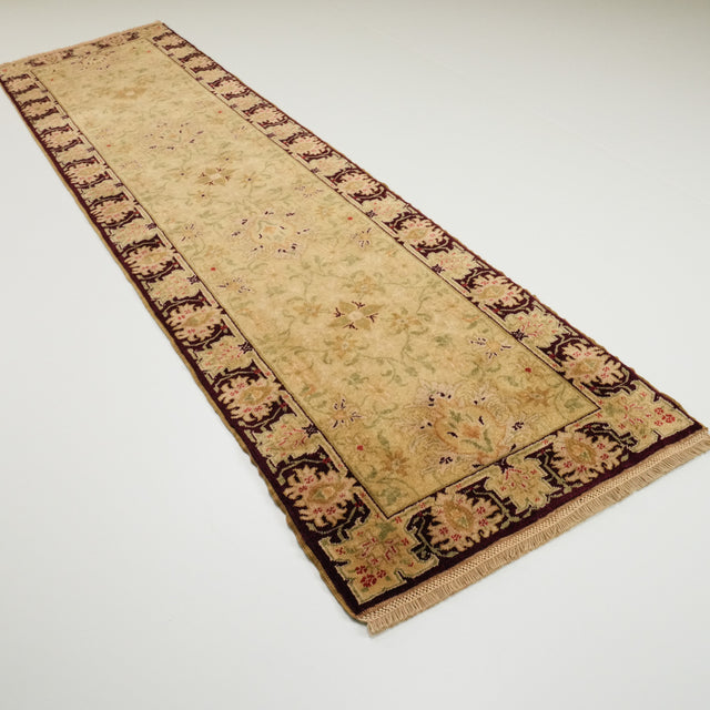 Harem Serisi El Dokuma Kahverengi Uşak Desenli Halı, 75x310 cm — Halıcızade
