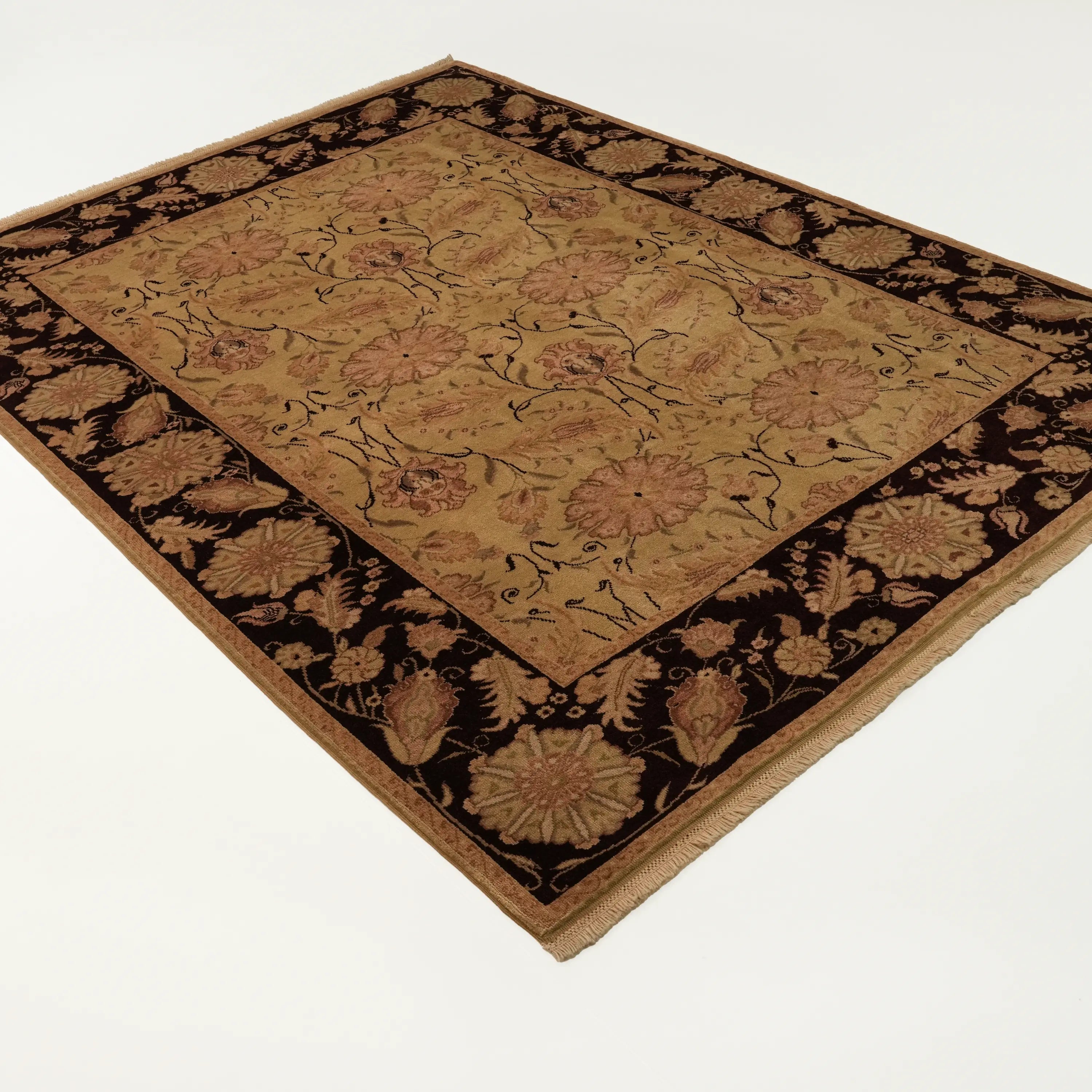 Harem Serisi El Dokuma Uşak Desenli Bej Yün Halı