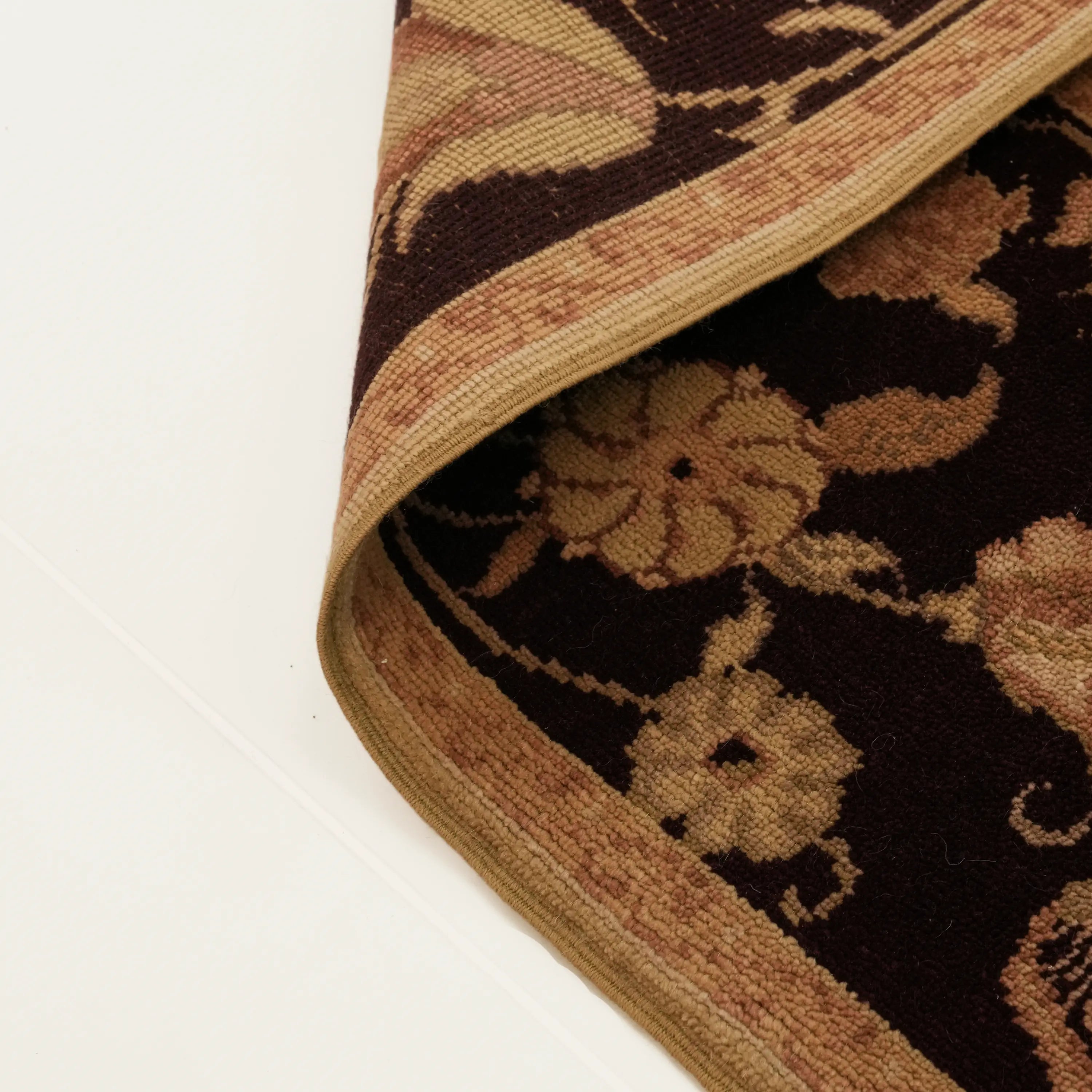 Harem Serisi El Dokuma Uşak Desenli Bej Yün Halı