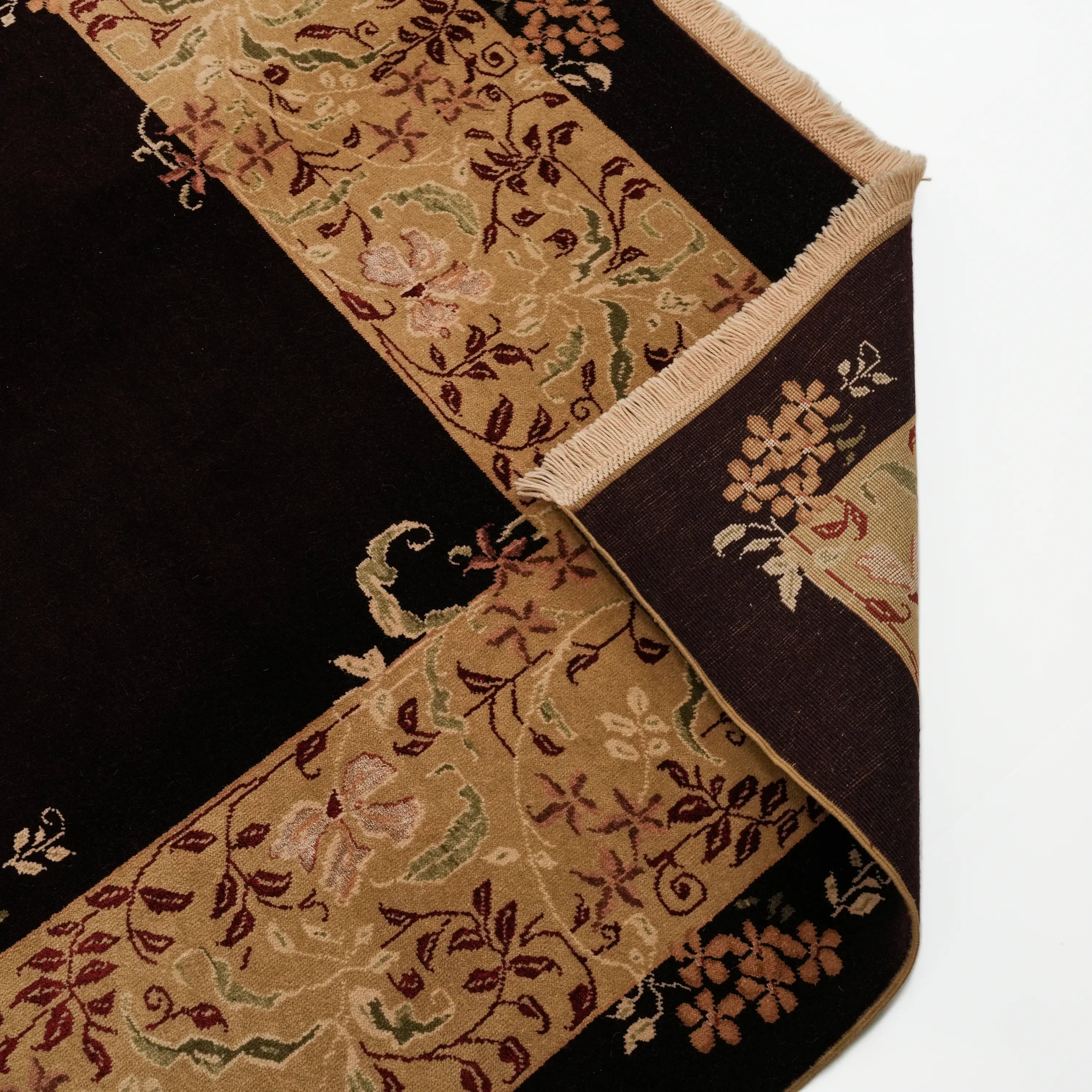 Harem Serisi El Dokuma Uşak Desenli Bordo İpekli Halı