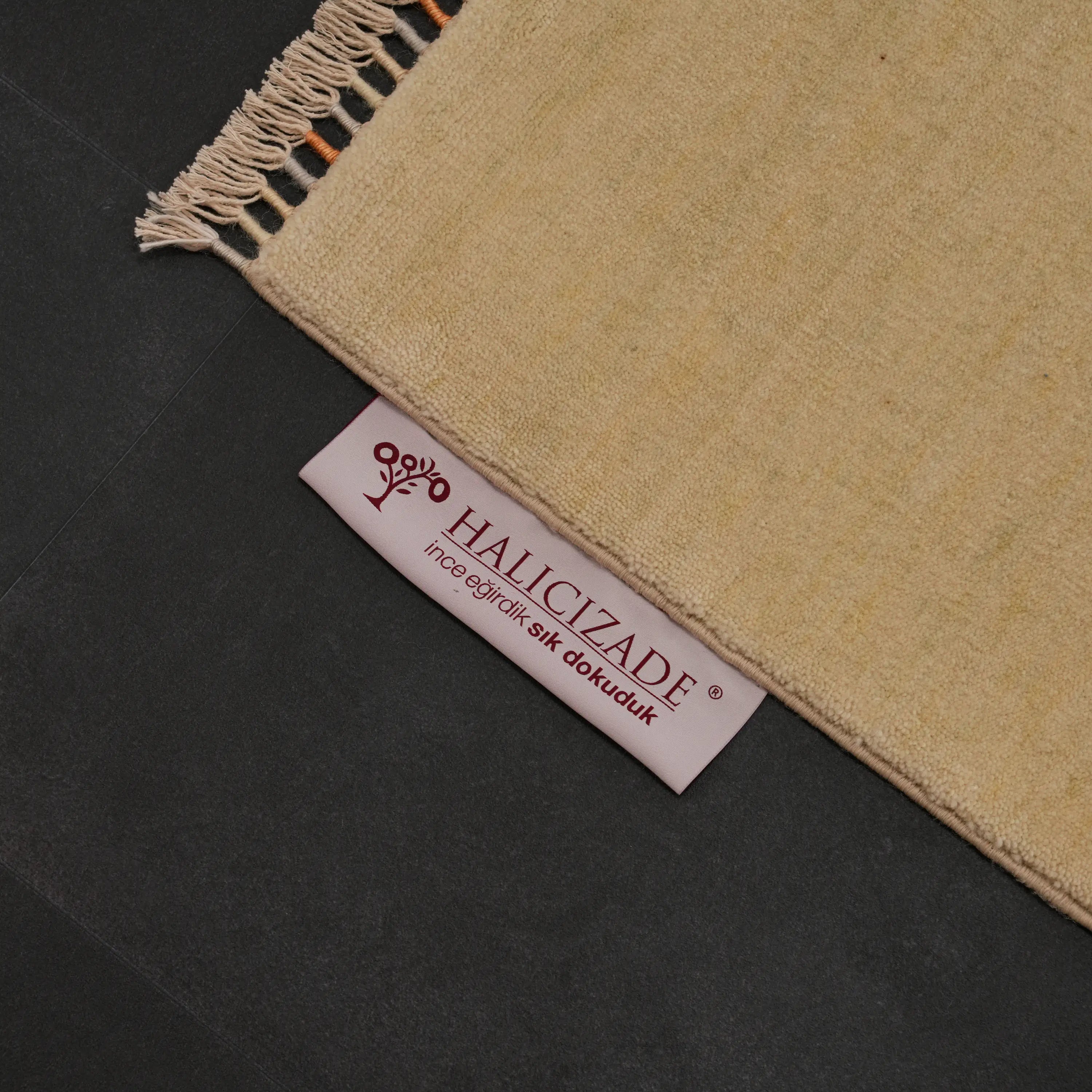 Hatıl Serisi Dünya Desenli Doğal Yün Tezgah Dokuma Halı