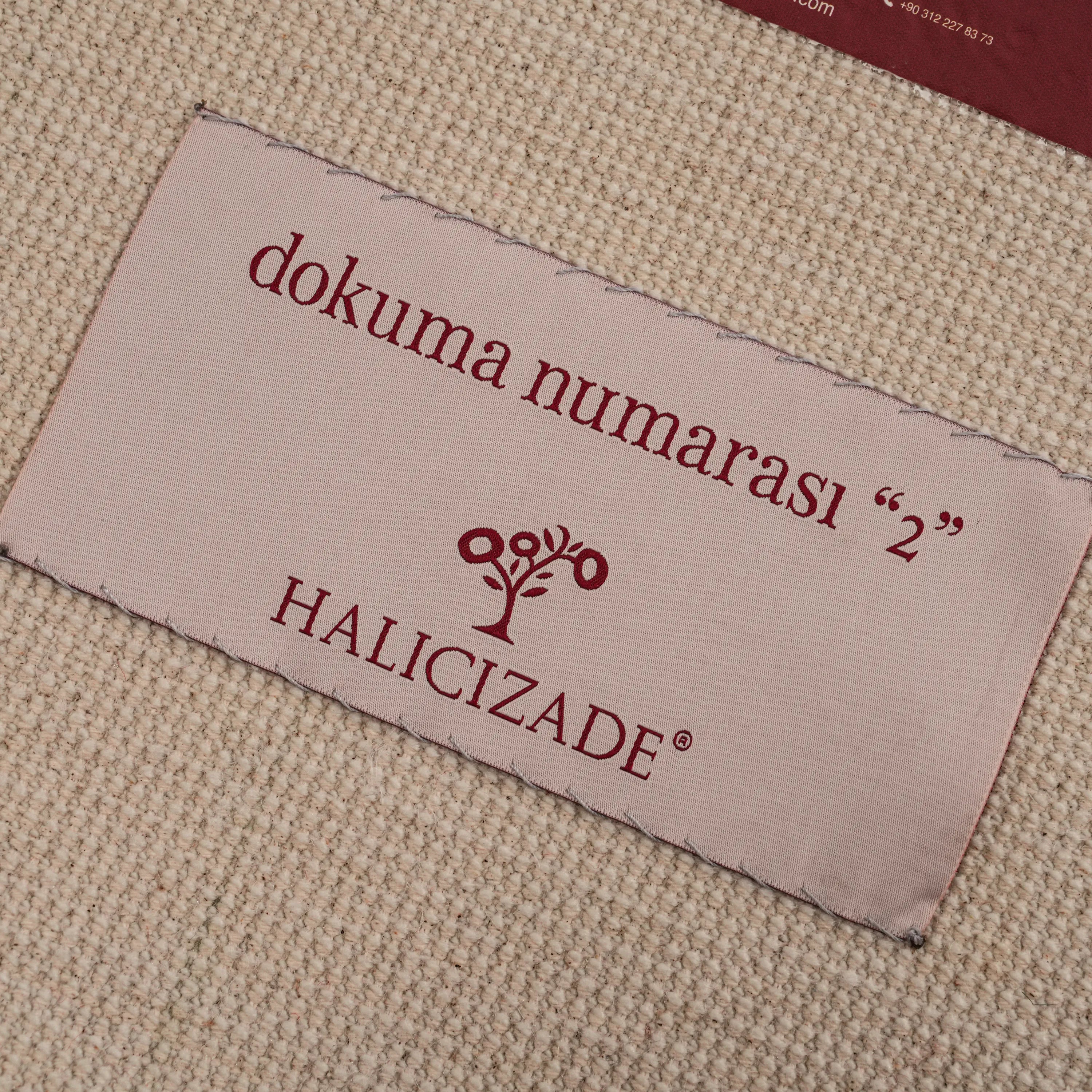 Hatıl Serisi Kelebek Desenli Doğal Tencel Tezgah Dokuma Halı