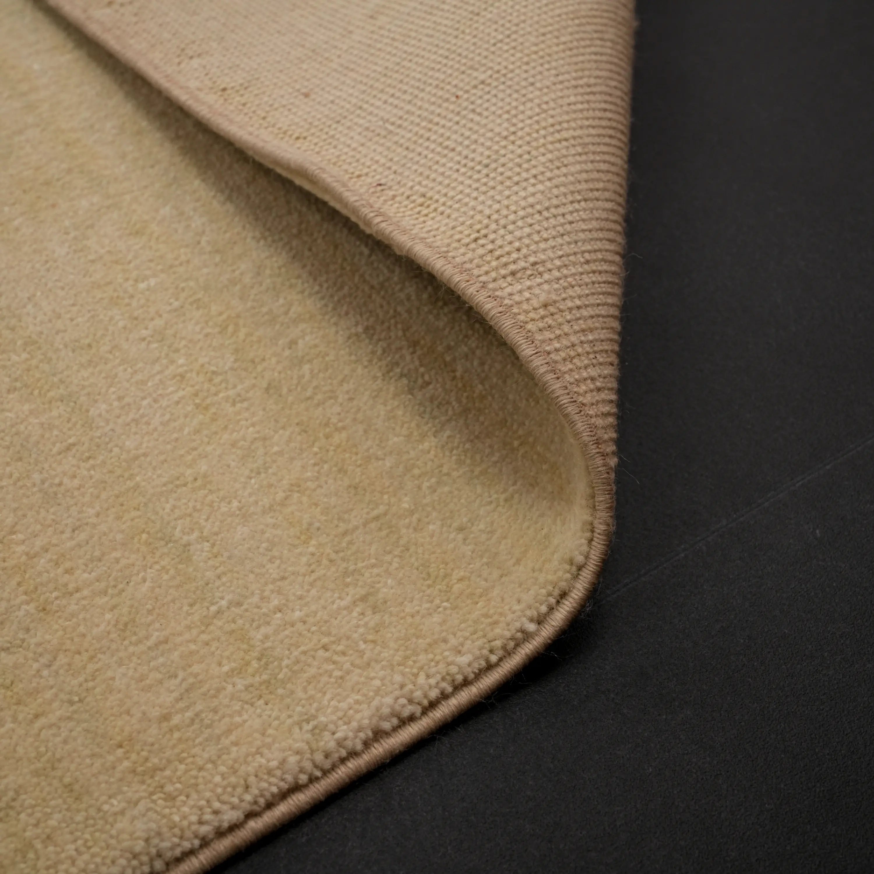 Hatıl Serisi Mantar Desenli Doğal Yün Tezgah Dokuma Halı