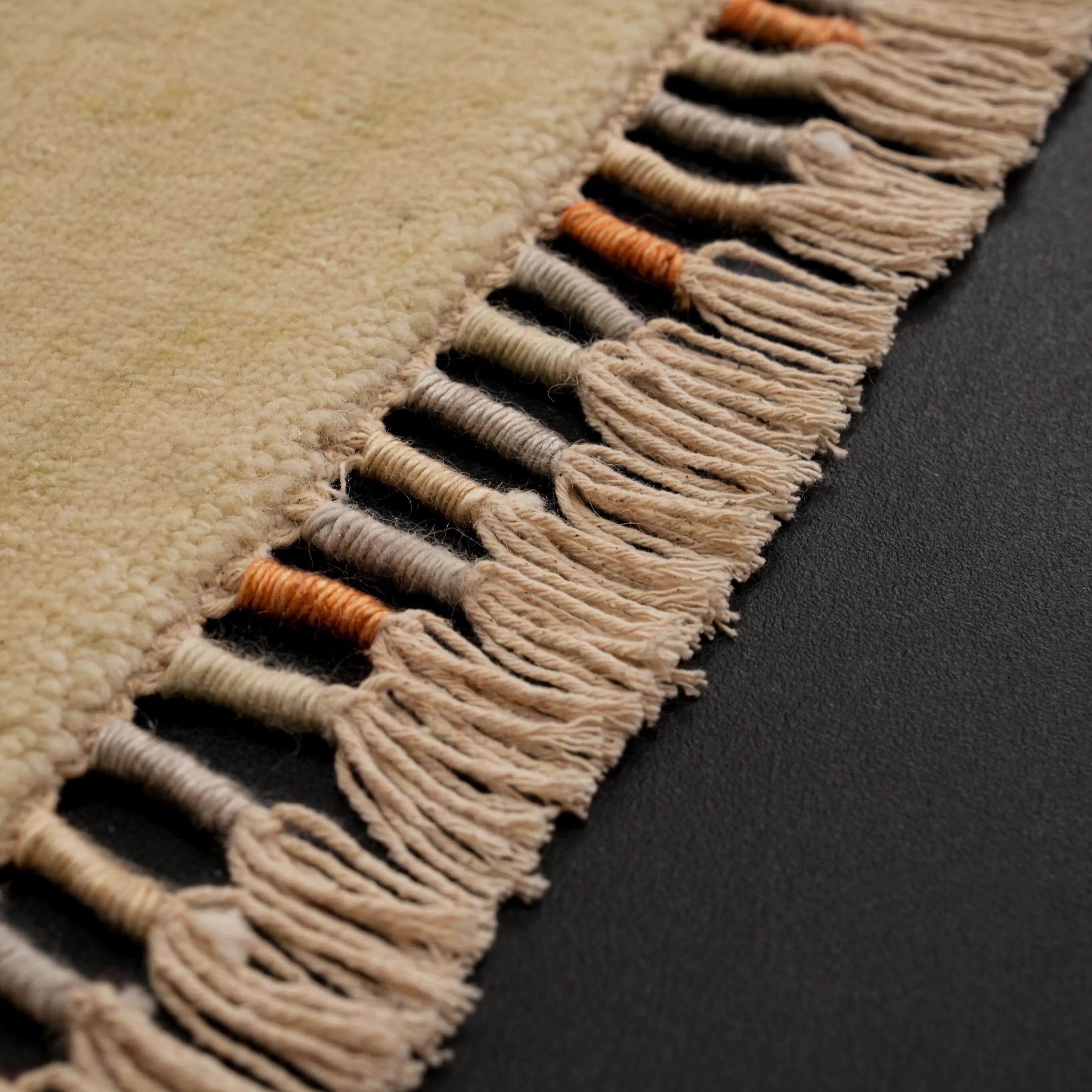 Hatıl Serisi Teleskop Desenli Doğal Yün Tezgah Dokuma Halı