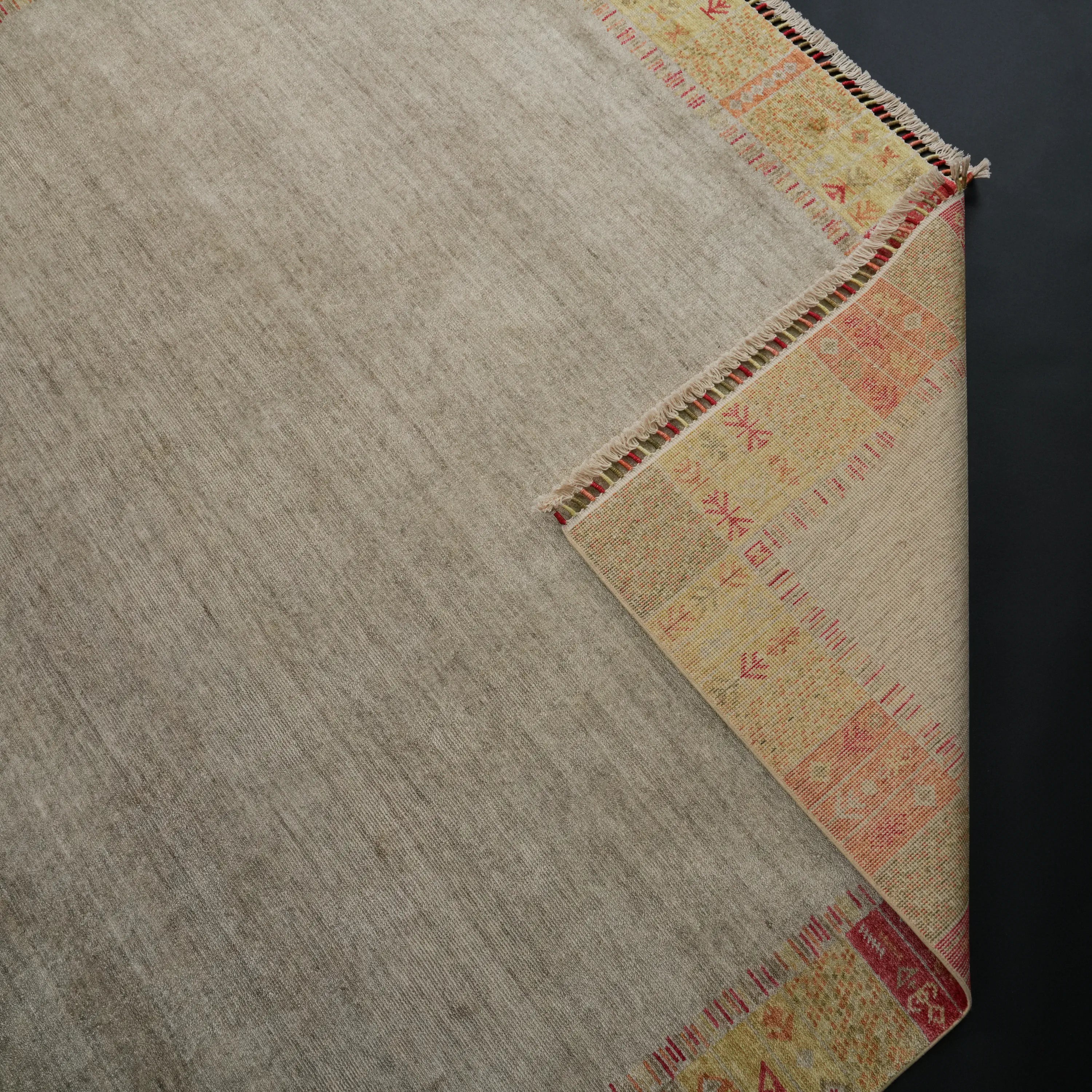 Heritage Serisi Çerçece Desenli Krem Tencel Tezgah Dokuma Halı