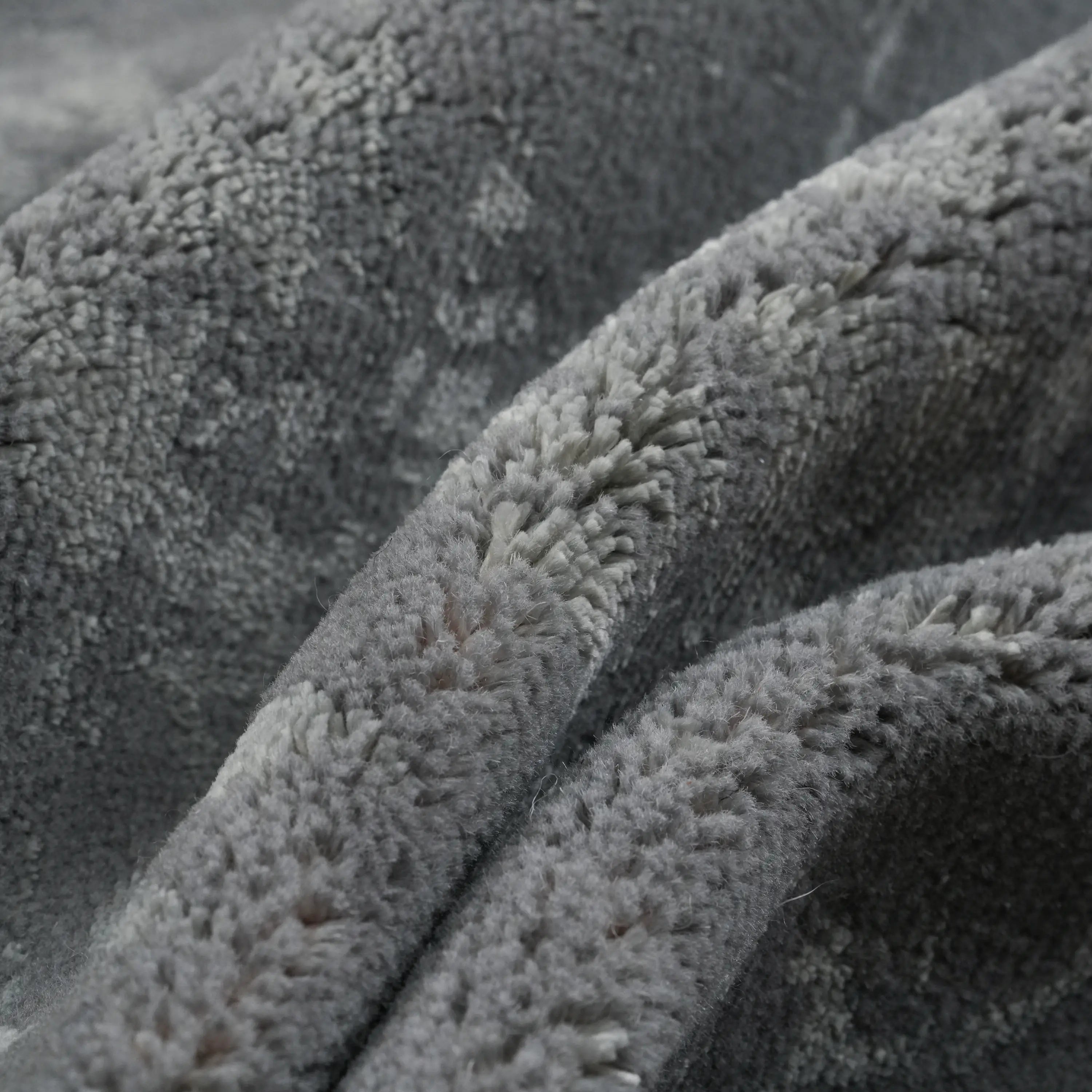 Heritage Series Vintage Patterned Gray Wool Loom Woven Rug