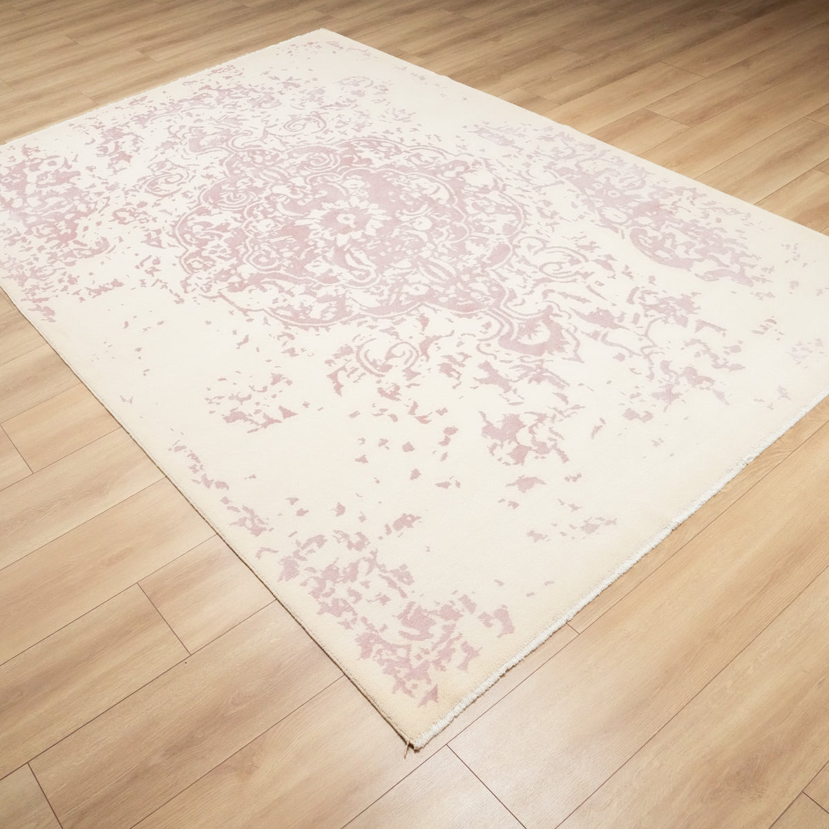 Heritage Serisi Vintage Desenli Krem Yün Halı, 200x300 cm — Halıcızade