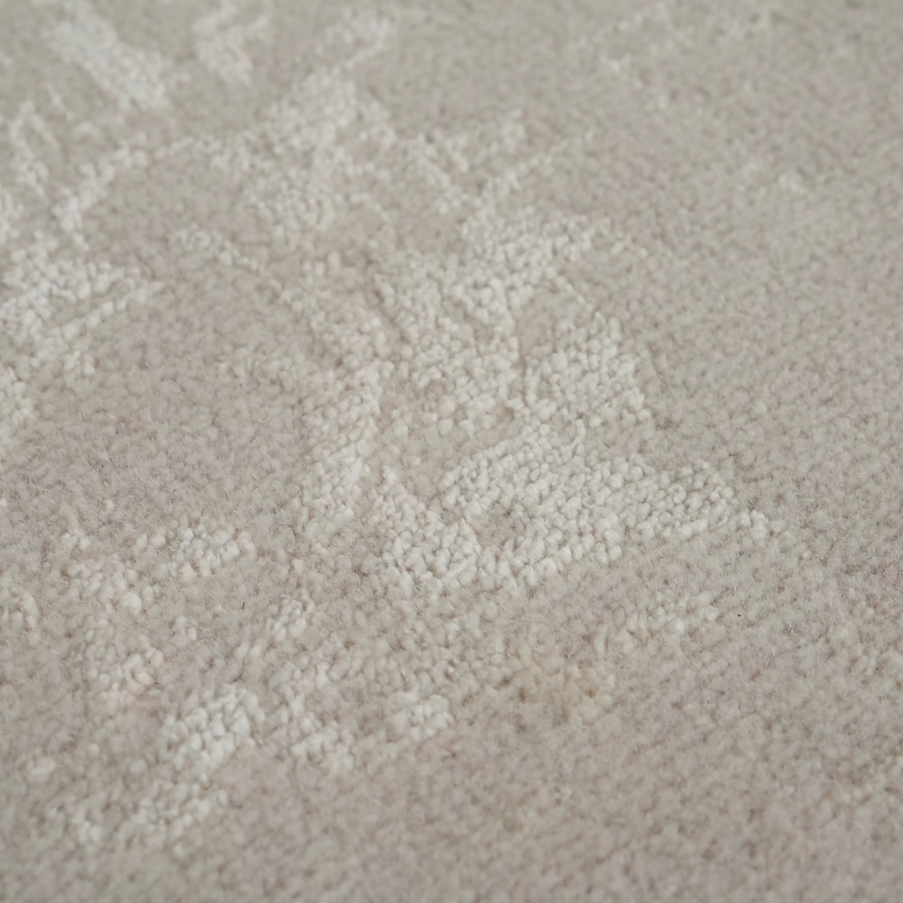 Heritage Serisi Vintage Desenli Krem Yün Tezgah Dokuma Halı