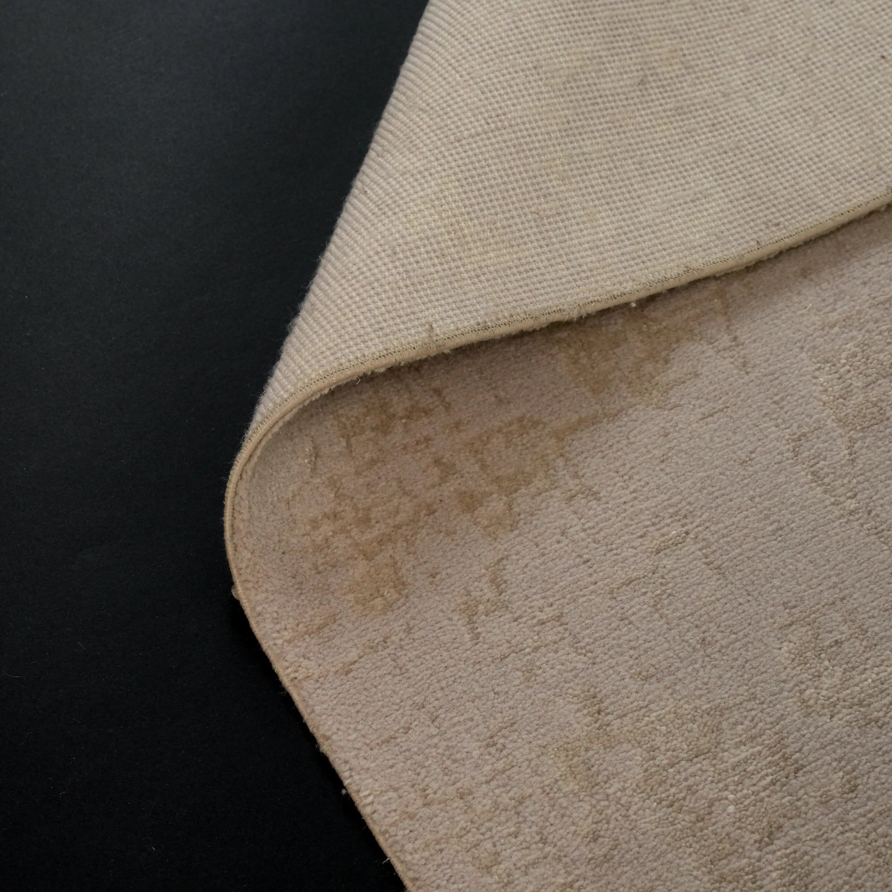 Heritage Serisi Vintage Desenli Krem Yün Tezgah Dokuma Halı