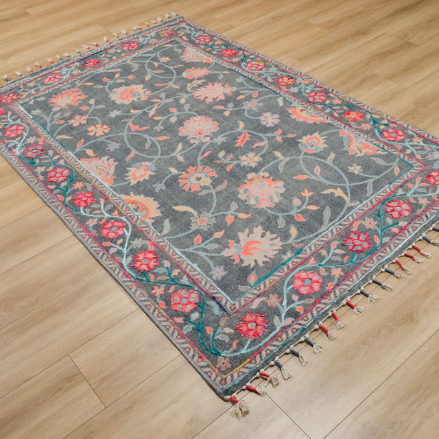 Holi Serisi El Dokuma Çiçek Desenli Gri Kilim, 120x180 – 160x230 cm — Halıcızade