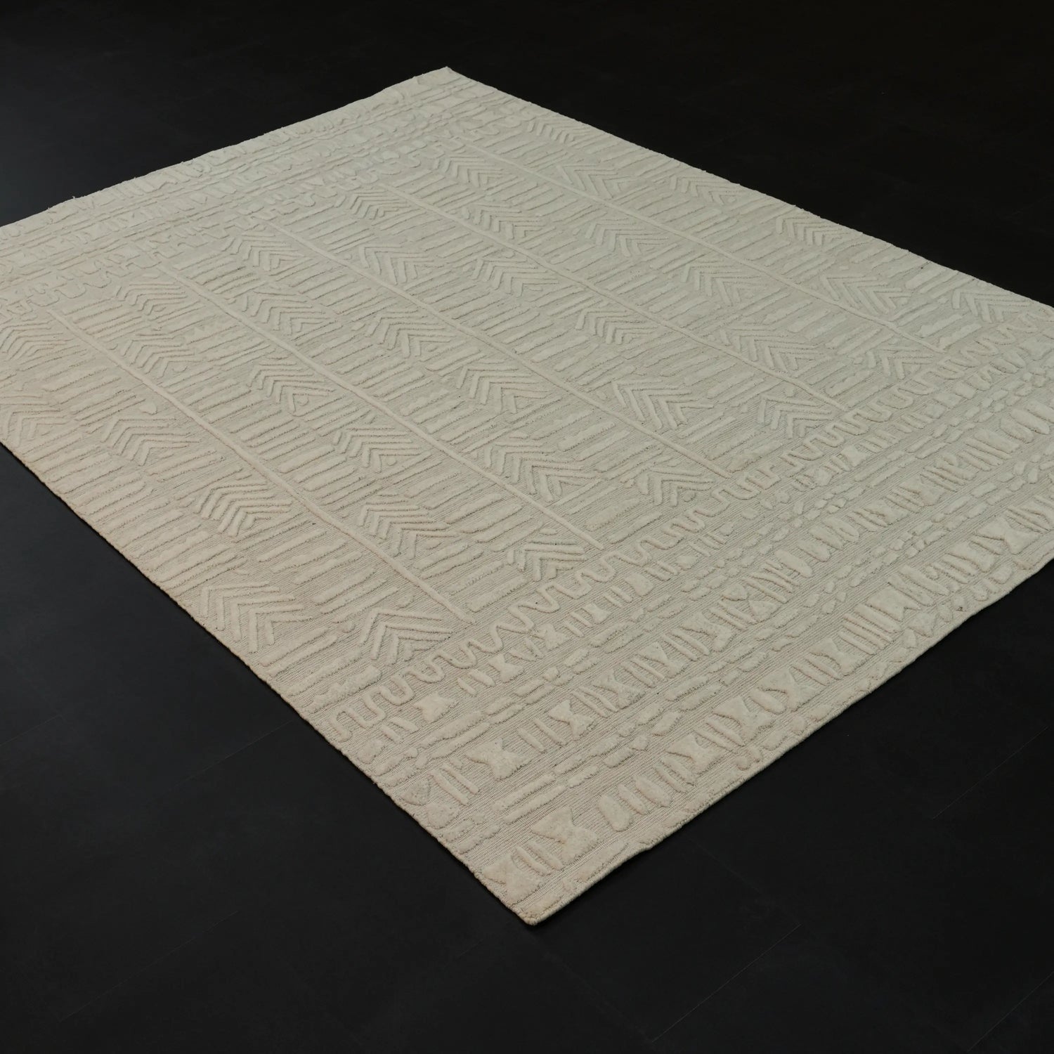 Ihlara Serisi Tezgah Dokuma Geometrik Desenli Yün Bambu Krem Halı, 80x150 – 240x340 cm — Halıcızade