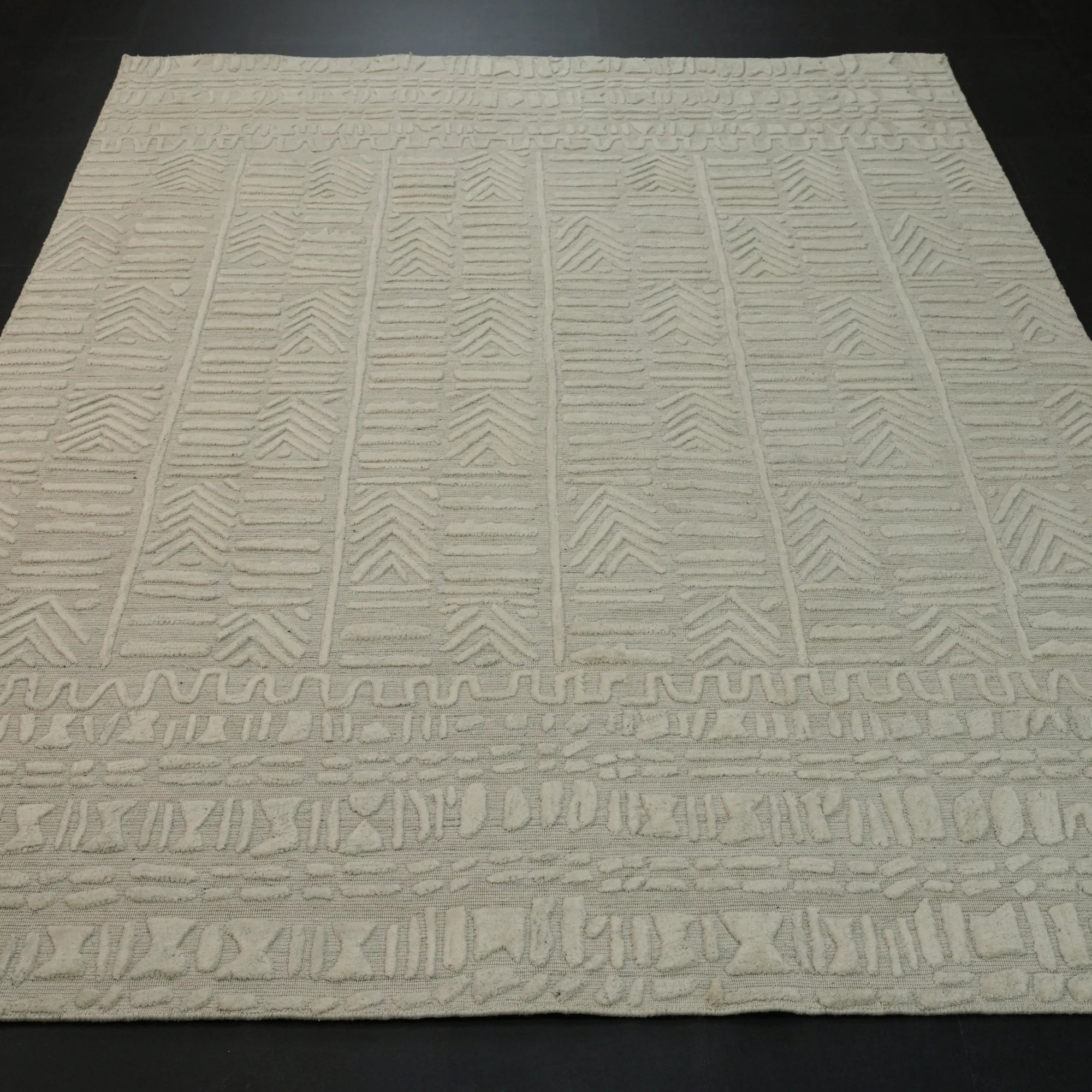 Ihlara Serisi Tezgah Dokuma Geometrik Desenli Yün Bambu Krem Halı — 80x150, 120x180, 80x300, 130x190 cm