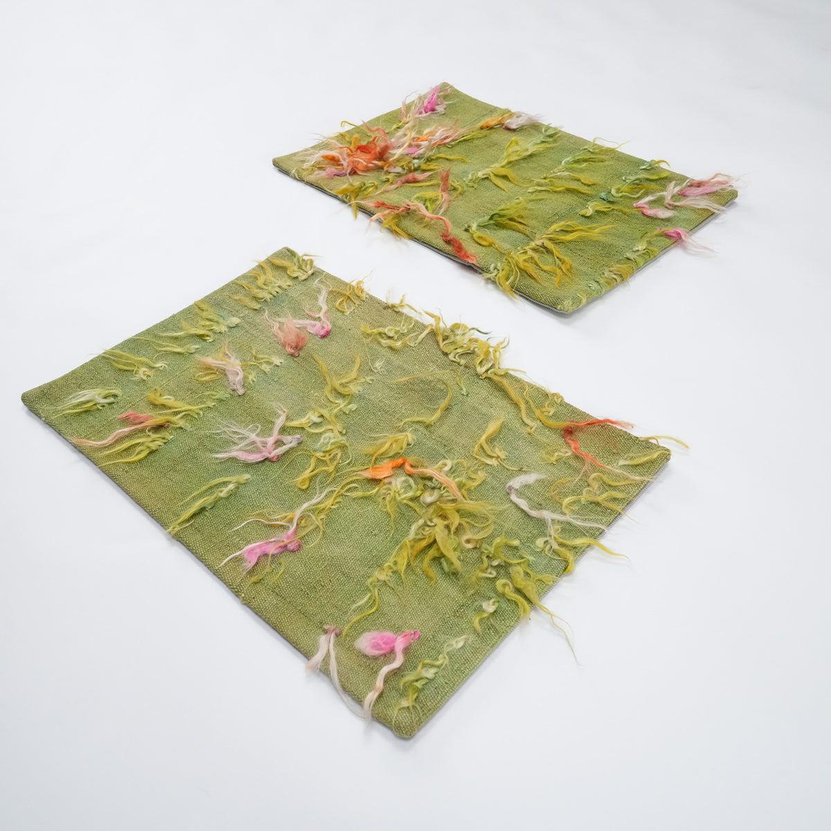 Green Scattered-Motif Handwoven Wool Cushion Covers, Set of Two, 40x60 cm — Halıcızade