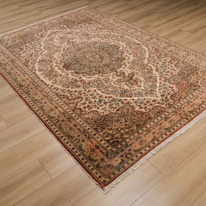 İkinci El Anadolu Desenli El Dokuma Kayseri Halısı, krem, 198x288 cm — Halıcızade