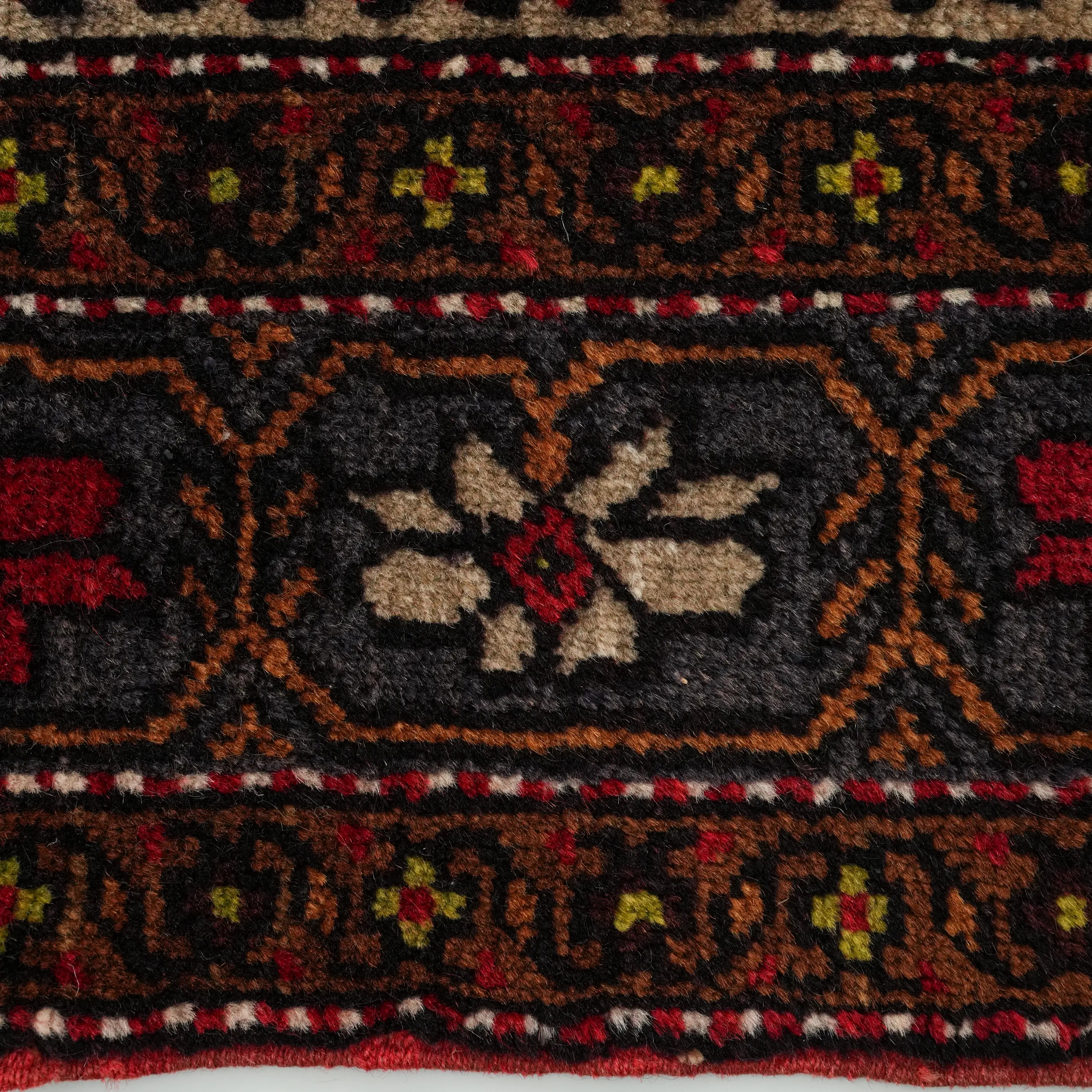 Second Hand Kirmen Handwoven Natural Dye Nevşehir Derinkuyu Carpet