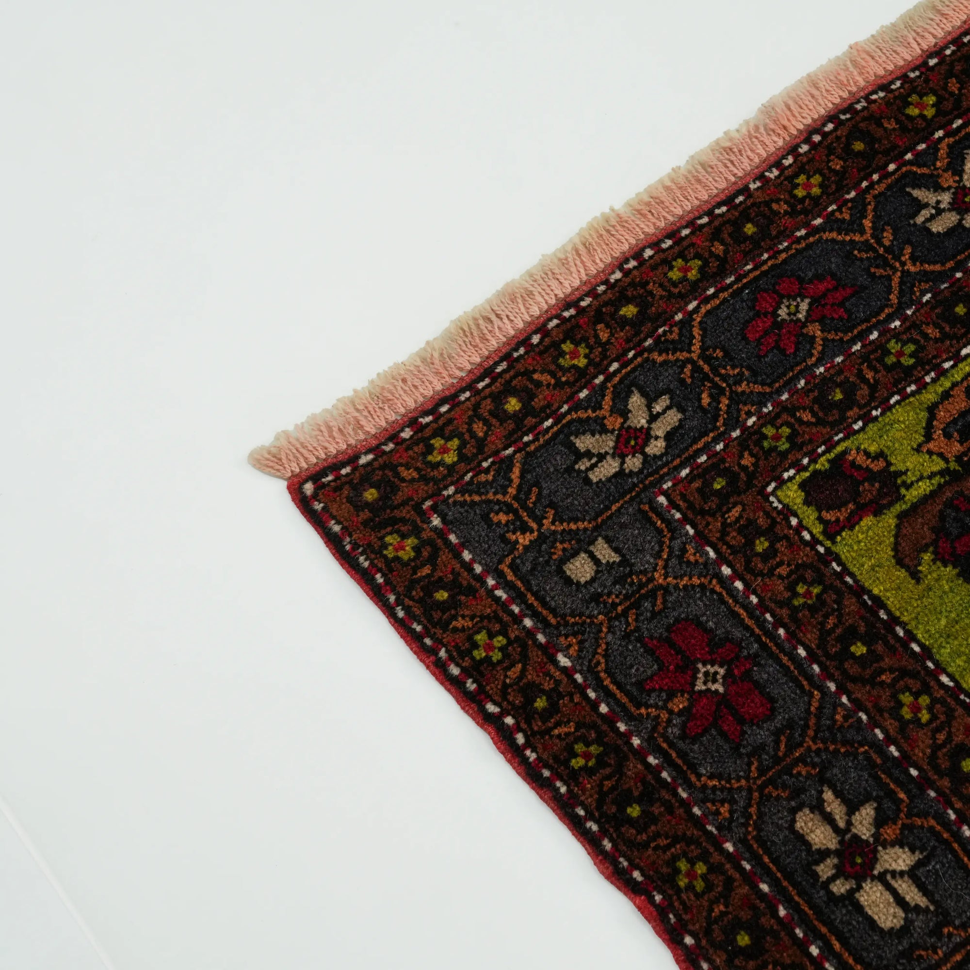 İkinci El Kirmen El Dokuma Kök Boya Nevşehir Derinkuyu Halısı — Anadolu deseni