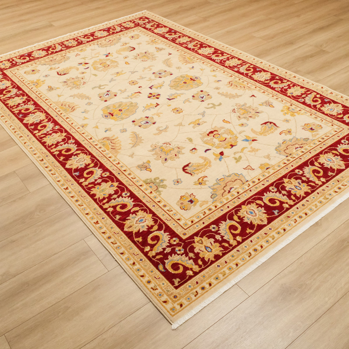 Kapadokya Serisi Uşak Desenli Krem Tezgah Dokuma Halı, 160x230 – 300x400 cm — Halıcızade