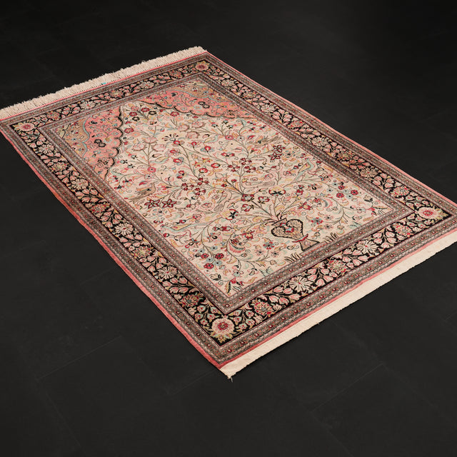 Kum İpeği Mihrap Desenli Onlu Seccade, 104×155 cm Halıcızade