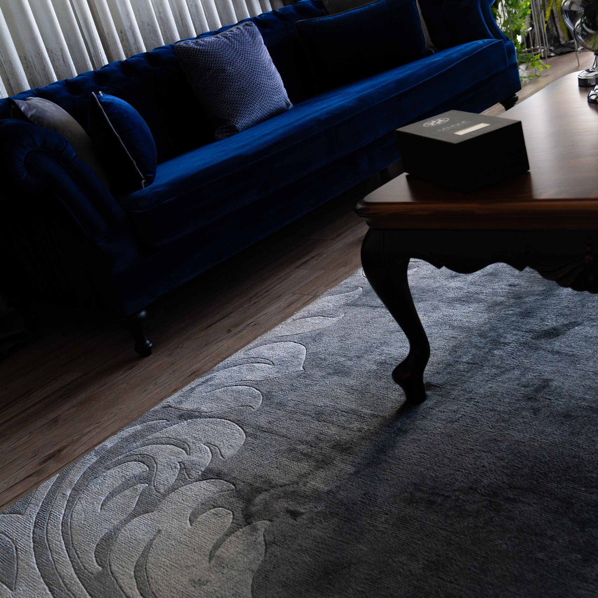 Damask Desenli El Dokuma Halı