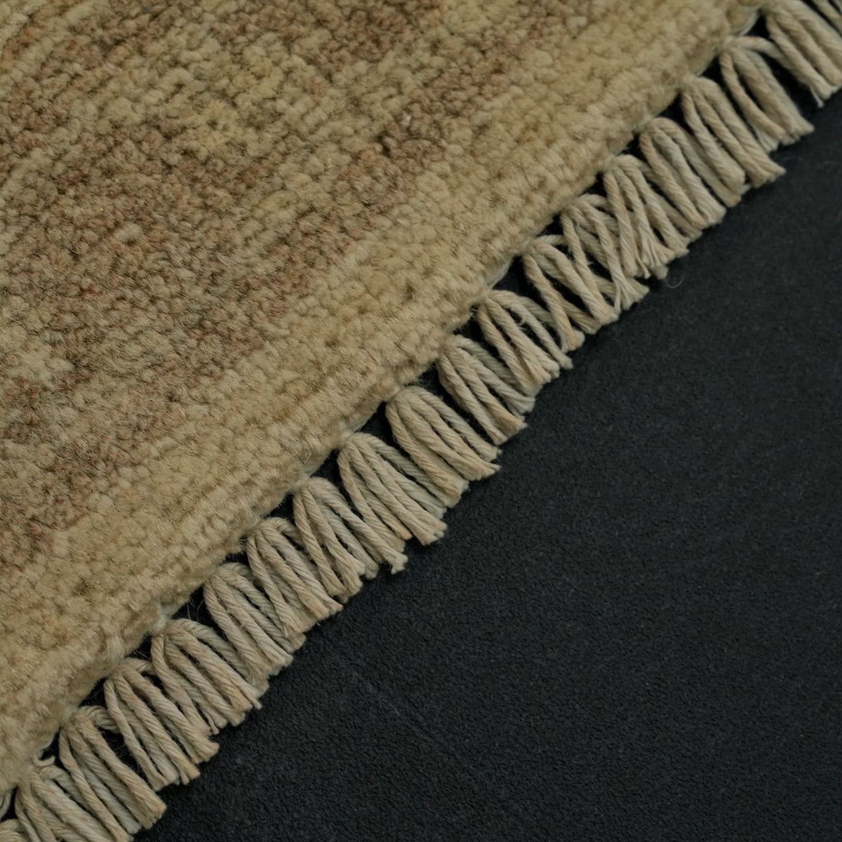 Cream Oushak-Pattern Handwoven Wool Rug, Mahal Series — sitting room rug