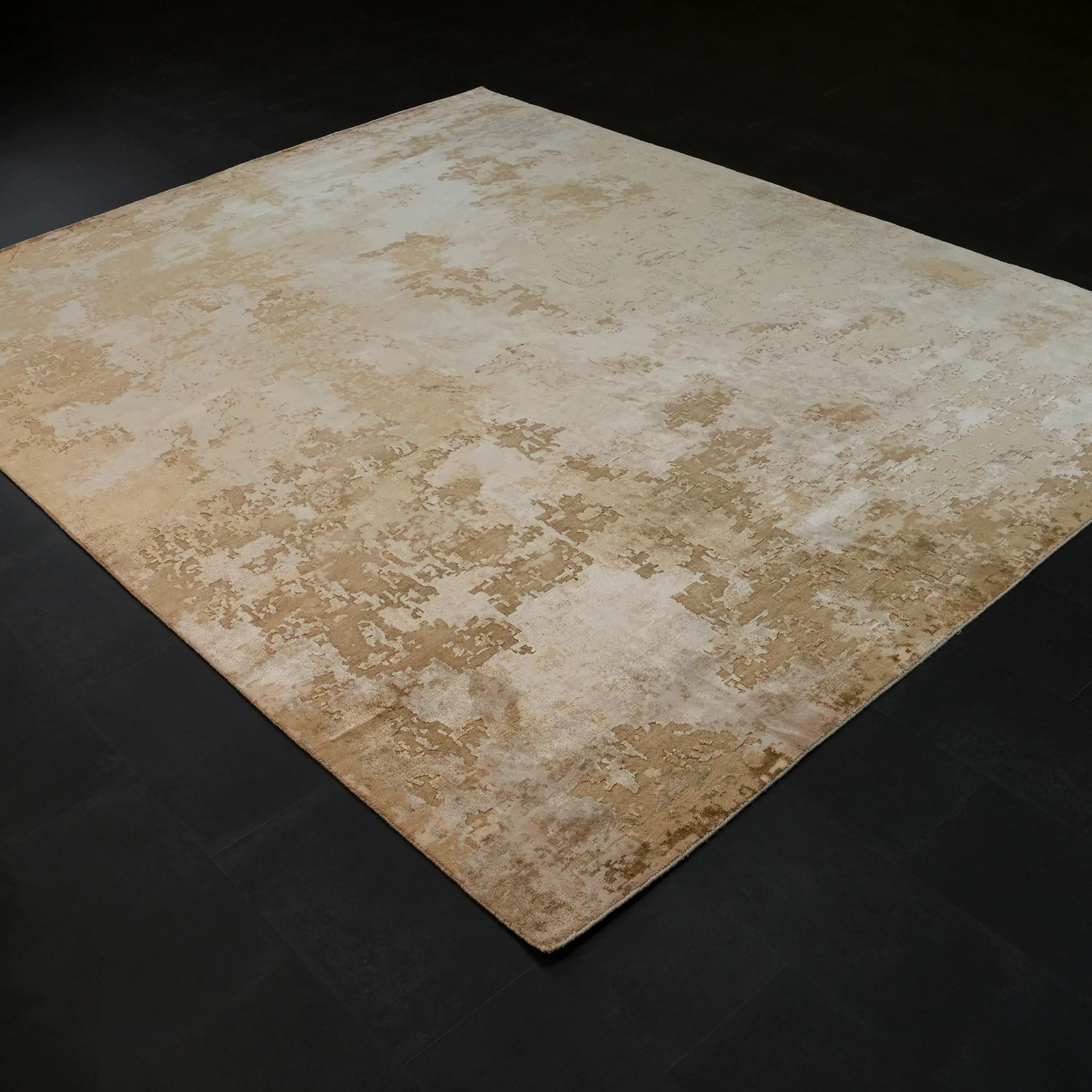 Maison Series Handwoven Abstract Pattern Beige Wool Rug