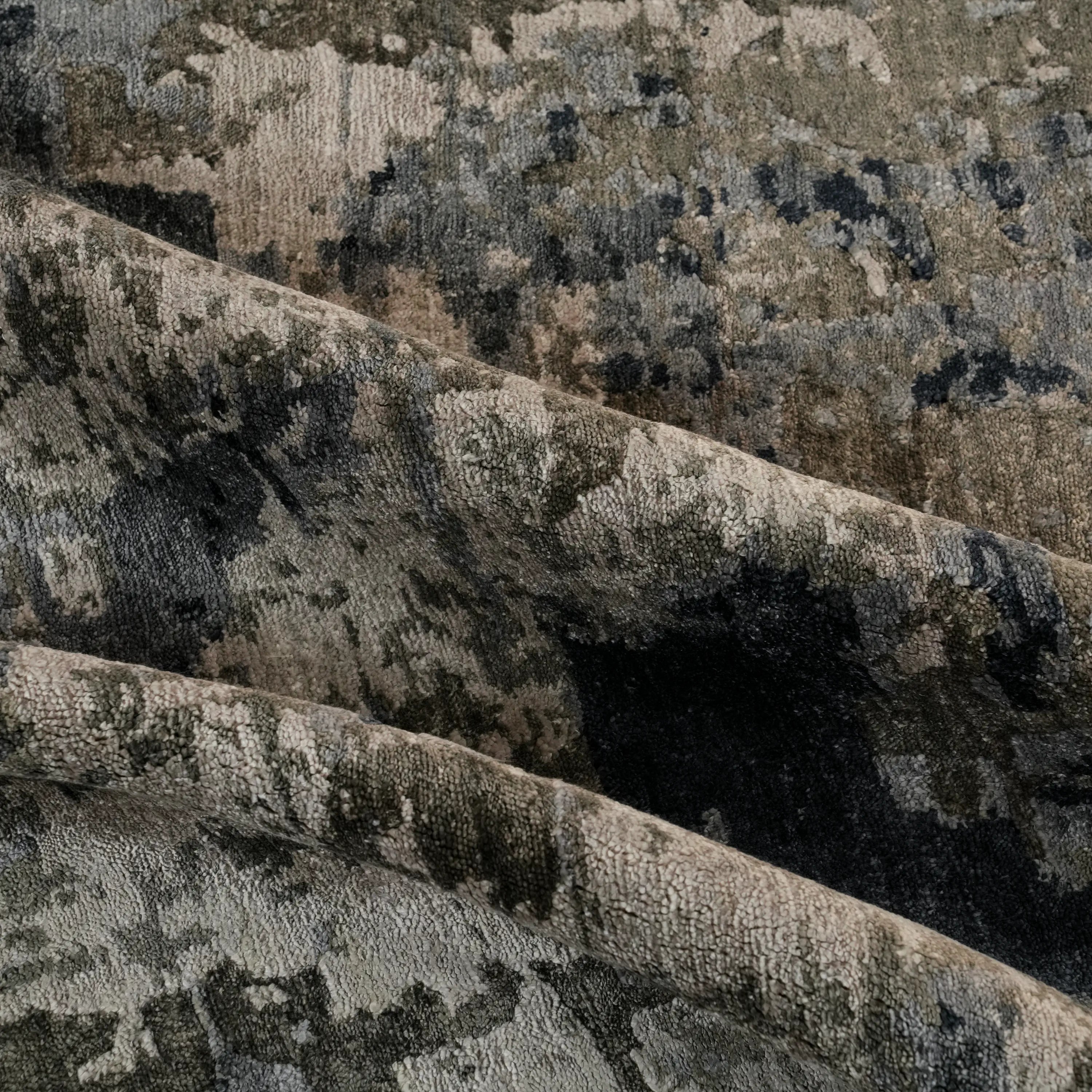 Maison Serisi El Dokuma Soyut Desenli Gri Bambu Halı