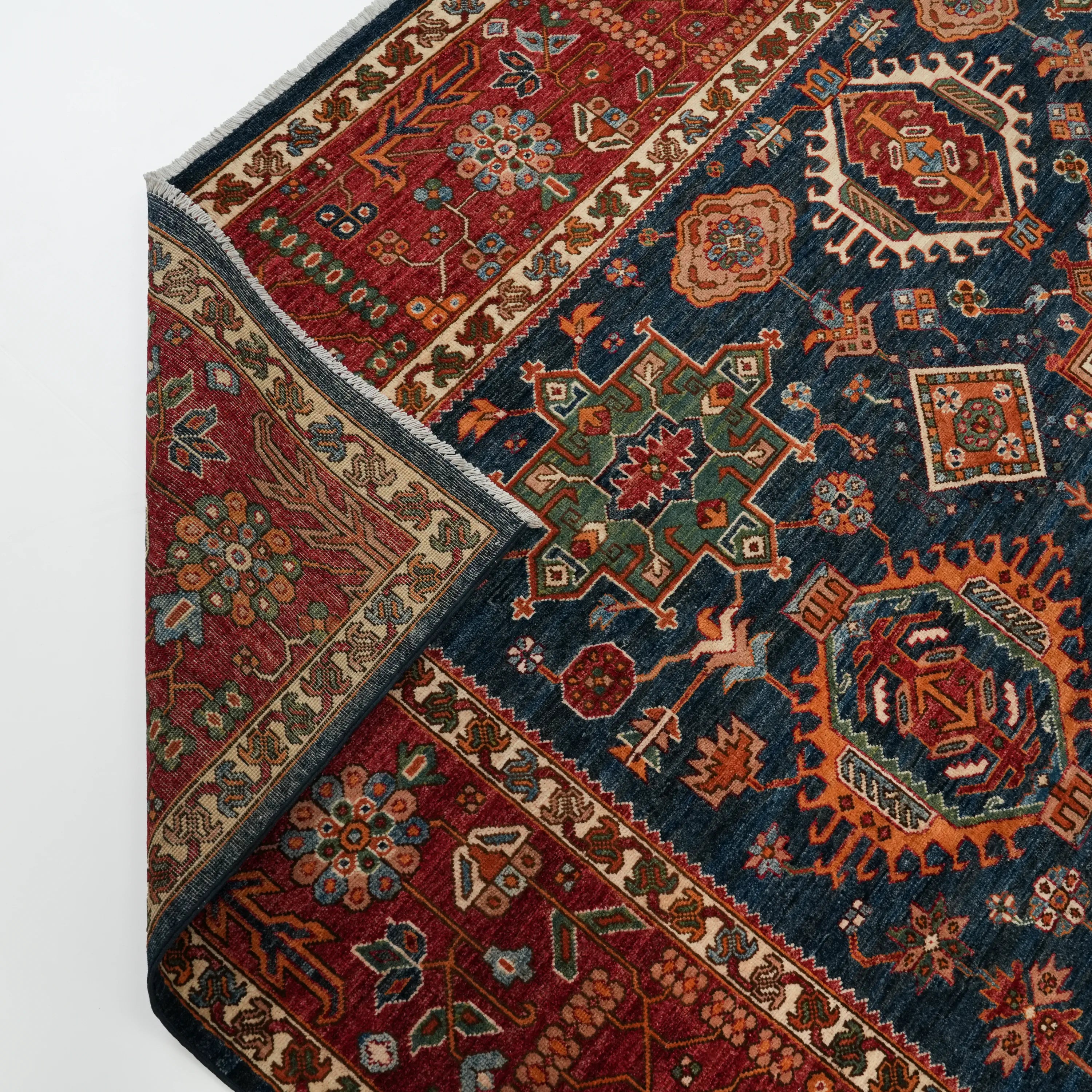 Mihman Serisi El Dokuma Anadolu Desenli Lacivert Yün Halı