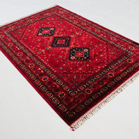 Bordo tonlarında halı — Bordo Halı