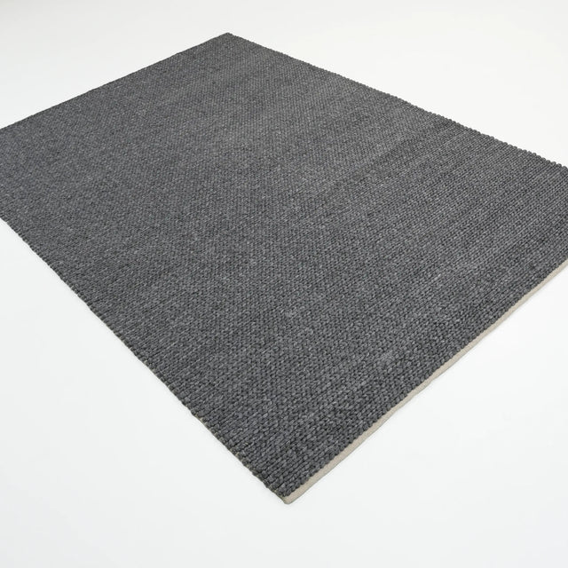 Örge Serisi El Dokuma Çizgi Desenli Antrasit Yün Halı, 80x150 – 200x300 cm — Halıcızade