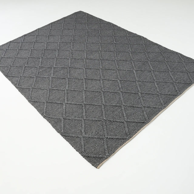 Örge Serisi El Dokuma Geometrik Desenli Antrasit Halı, 80x150 – 200x300 cm — Halıcızade