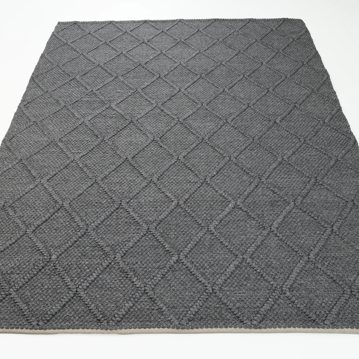Örge Serisi El Dokuma Geometrik Desenli Antrasit Halı — 80x150, 80x300, 130x190, 170x240 cm