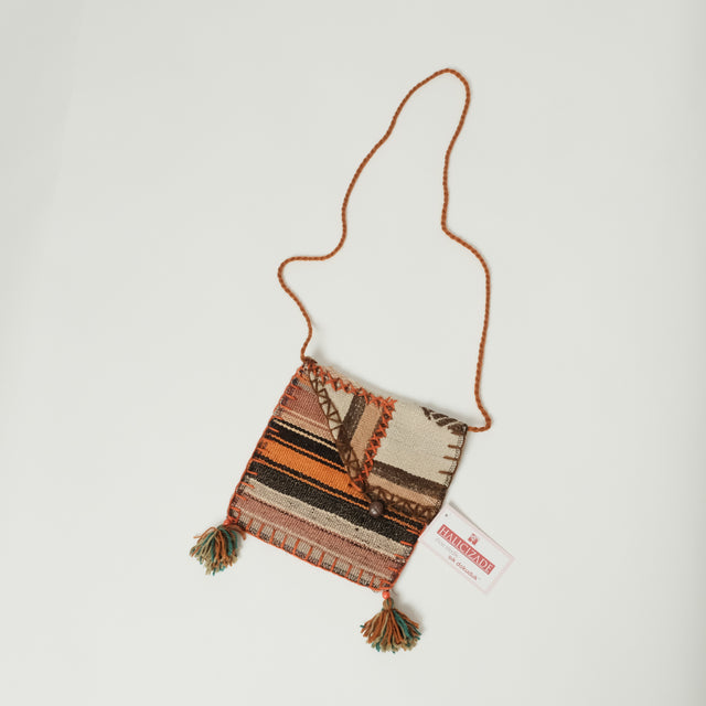 Otantik El Dokuma Yün Heybe Kilim Çanta, 25×26 cm Translation missing: tr.hz.card.alt_brand