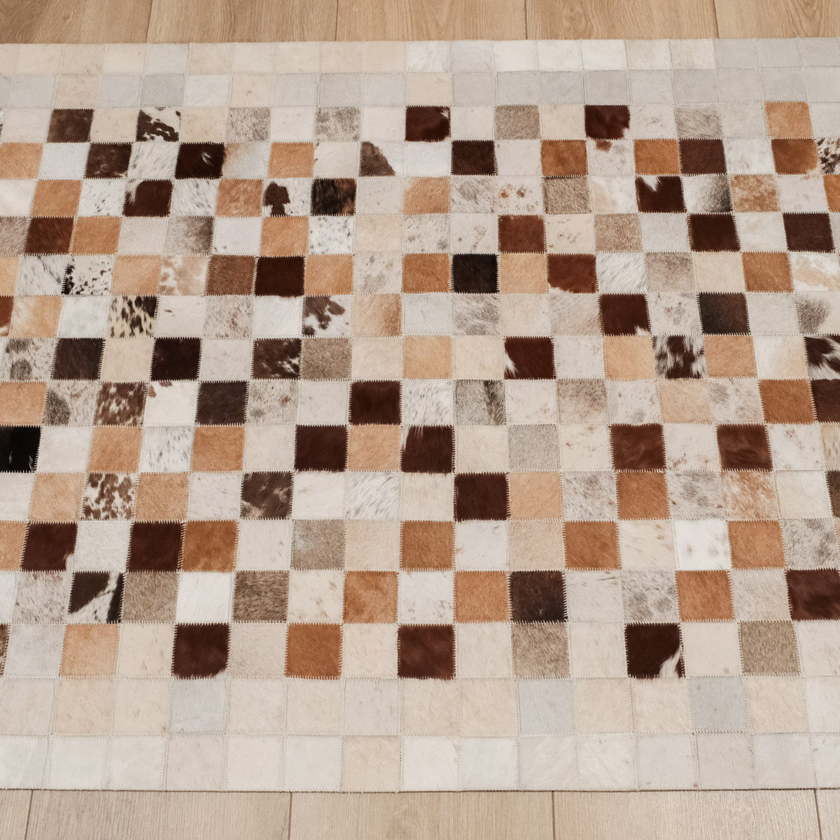 Patchwork Desenli Deri Krem Halı