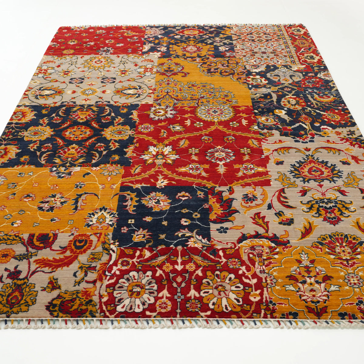 Patchwork Desenli Rengarenk Yün Tezgah Dokuma Halı — 200x300 cm