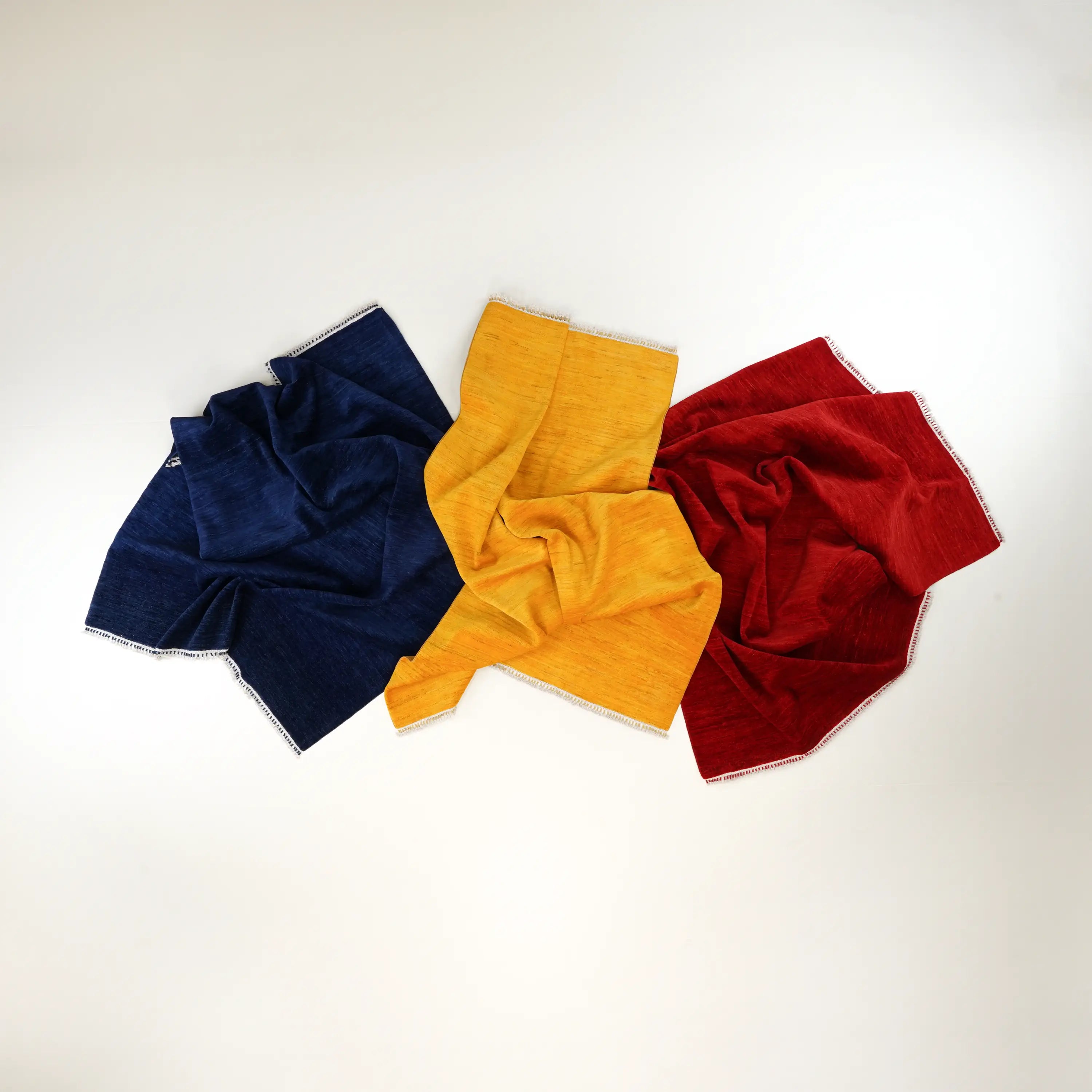 Pinhan Series Handwoven Plain Pattern Wool Red Rug