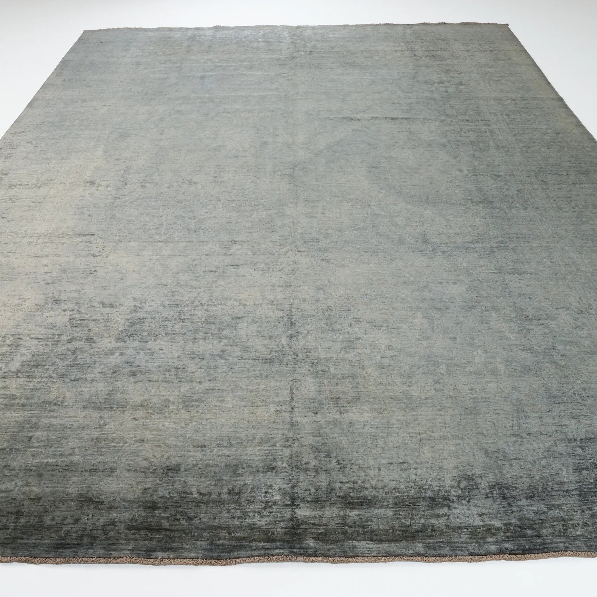 Retro Serisi El Dokuma Vintage Desenli Yün Gri Halı — 303x416 cm