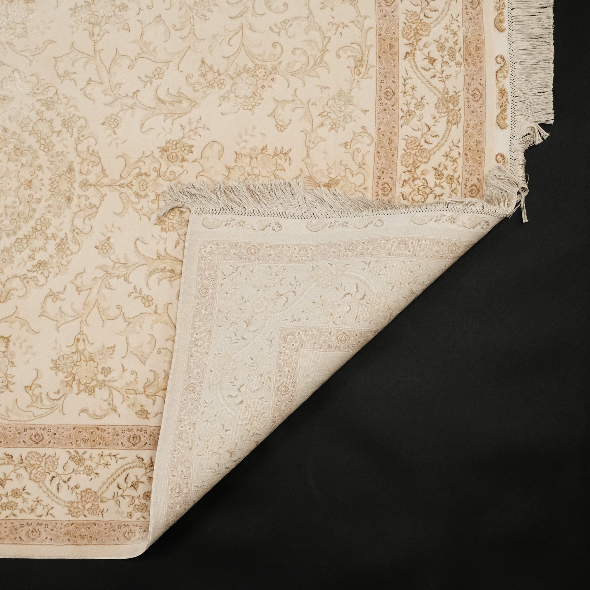 Zâde Series Hand Woven Silk Carpet