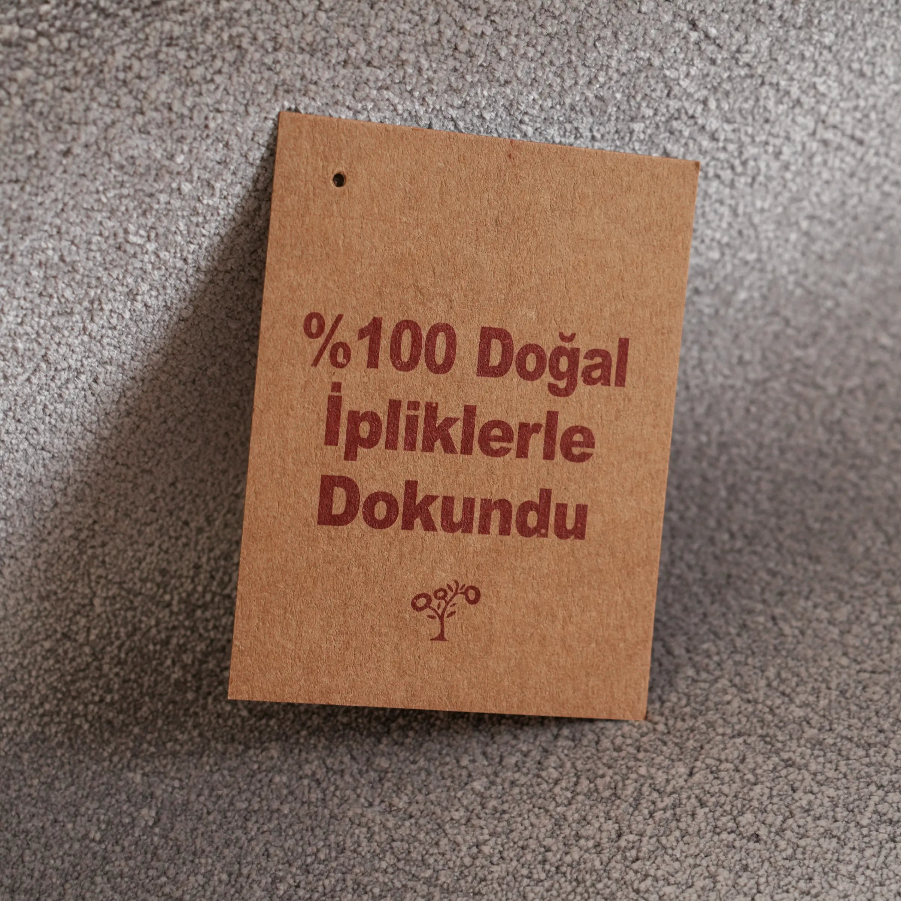 Sade Desenli Gri Viskon Halı