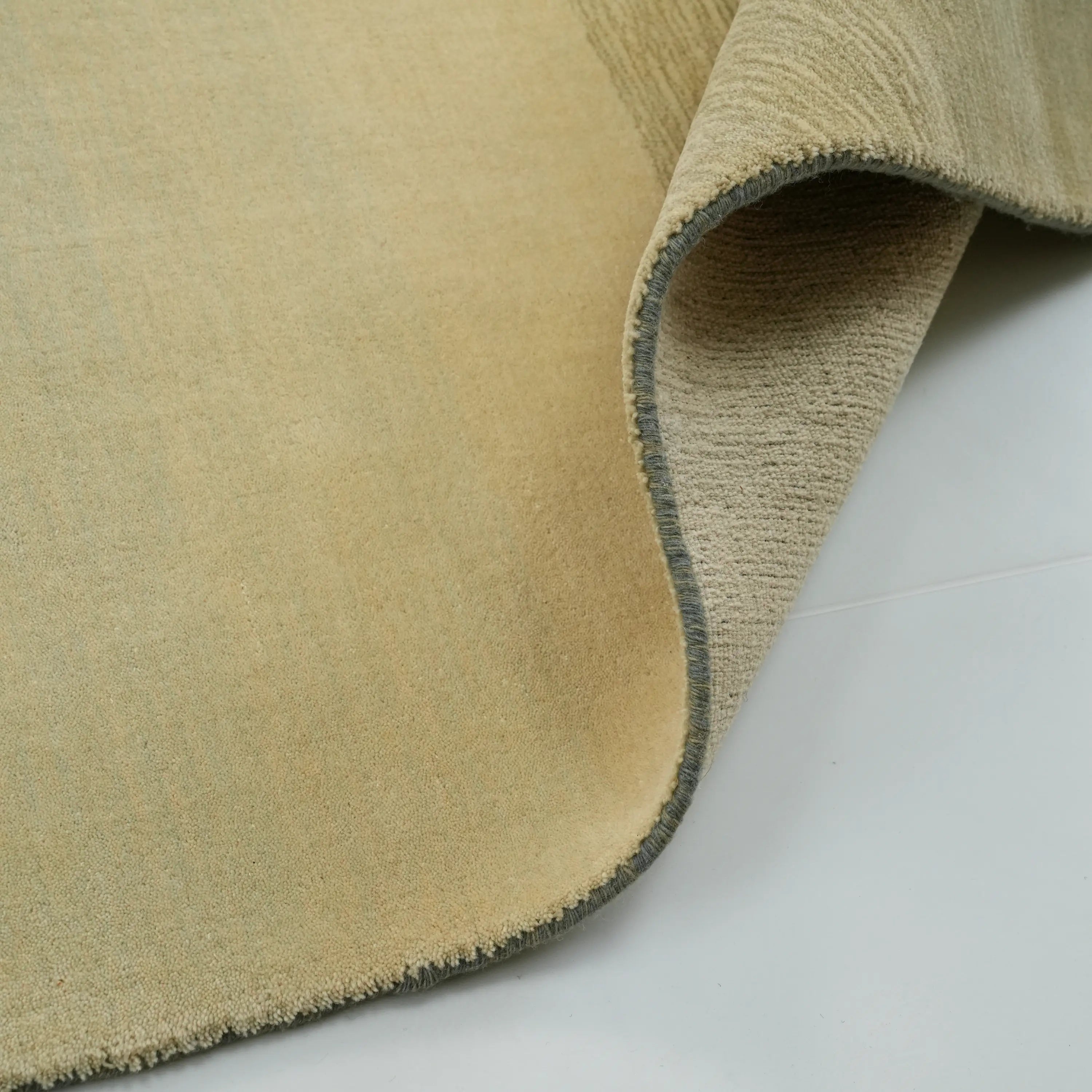 Simple Patterned Green Wool Loom Woven Rug