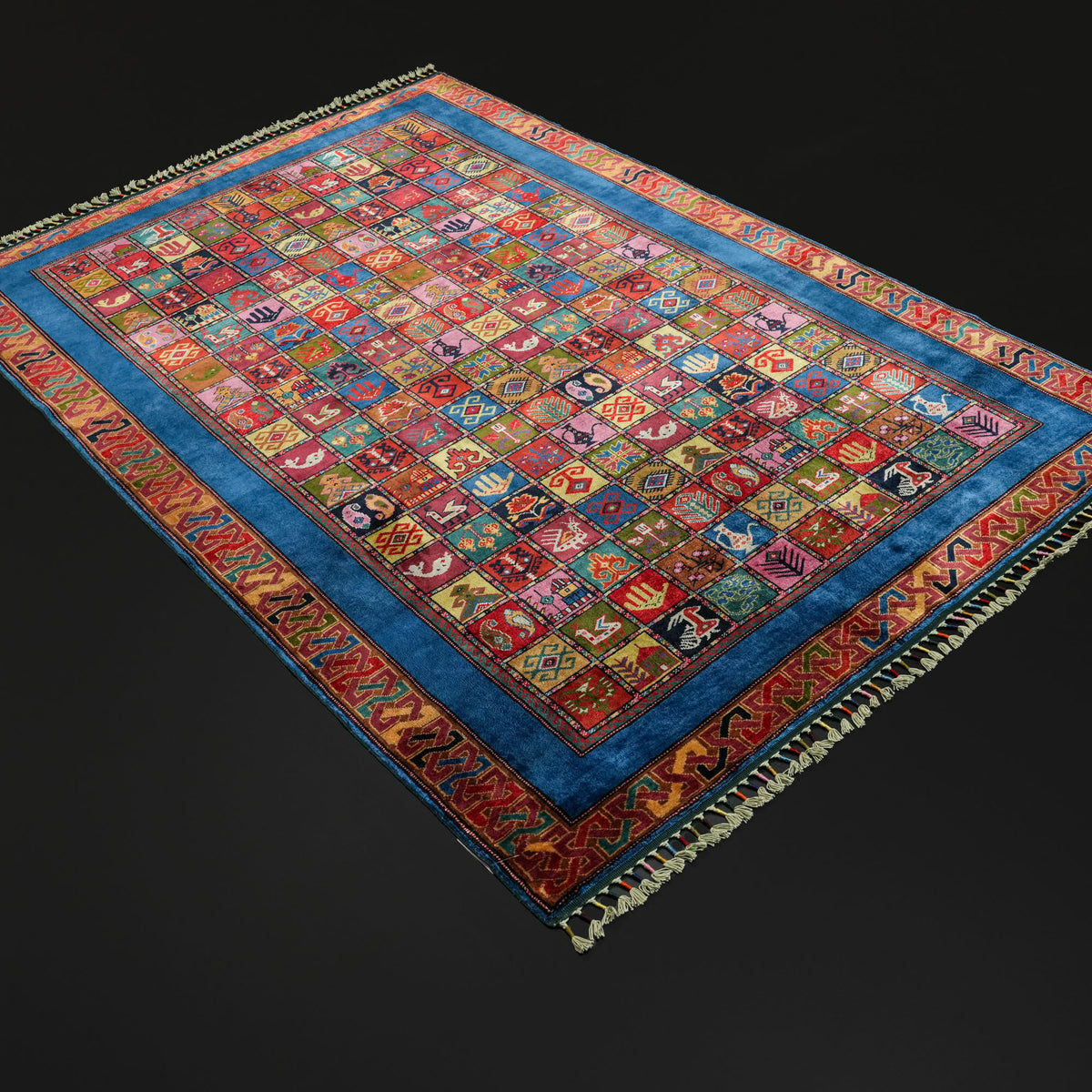 Saf İpek Otantik Desenli 6*6 Anadolu El Dokuma Halı, rengarenk, 120x179 cm — Halıcızade