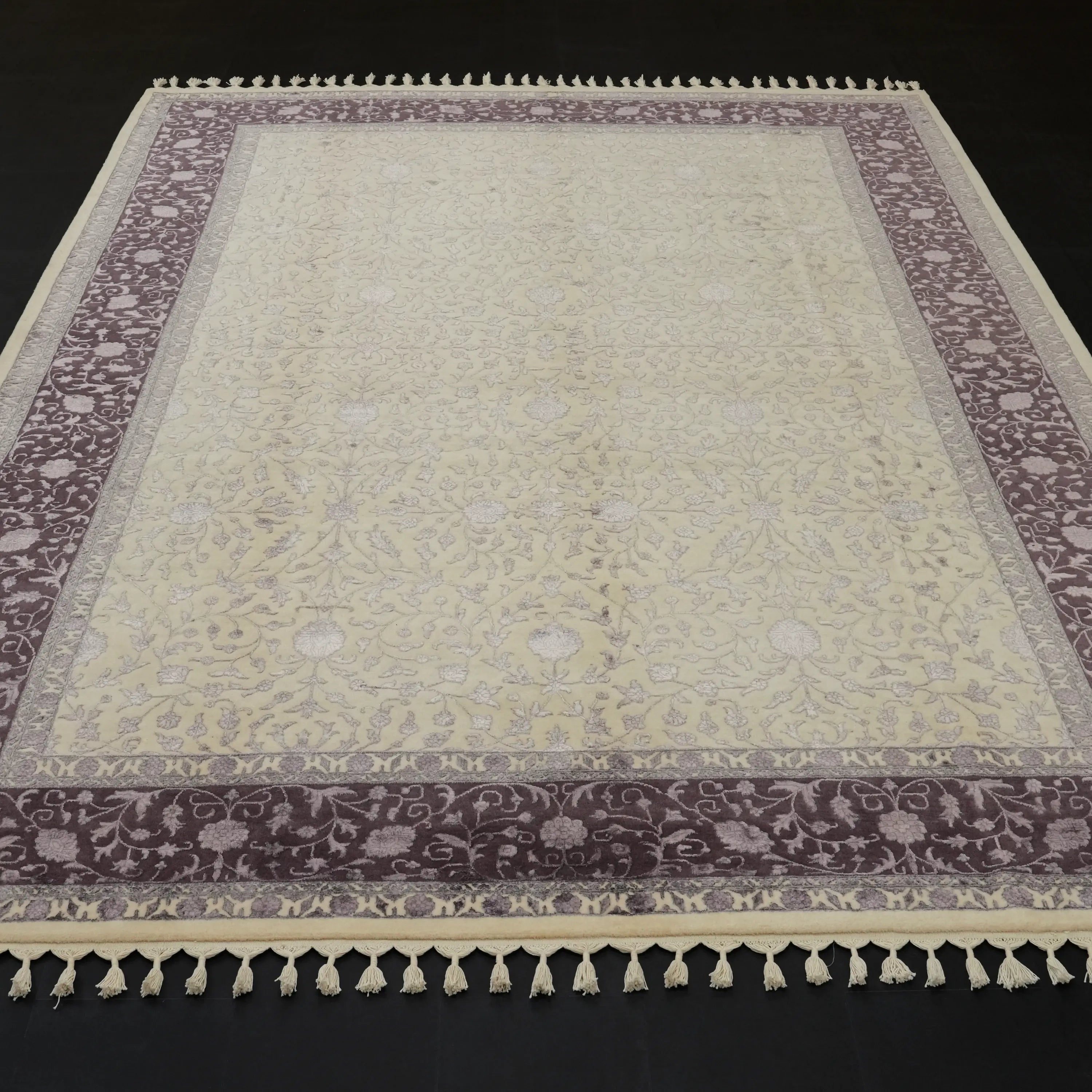 Safir Series Uşak Patterned Handwoven Carved Rug