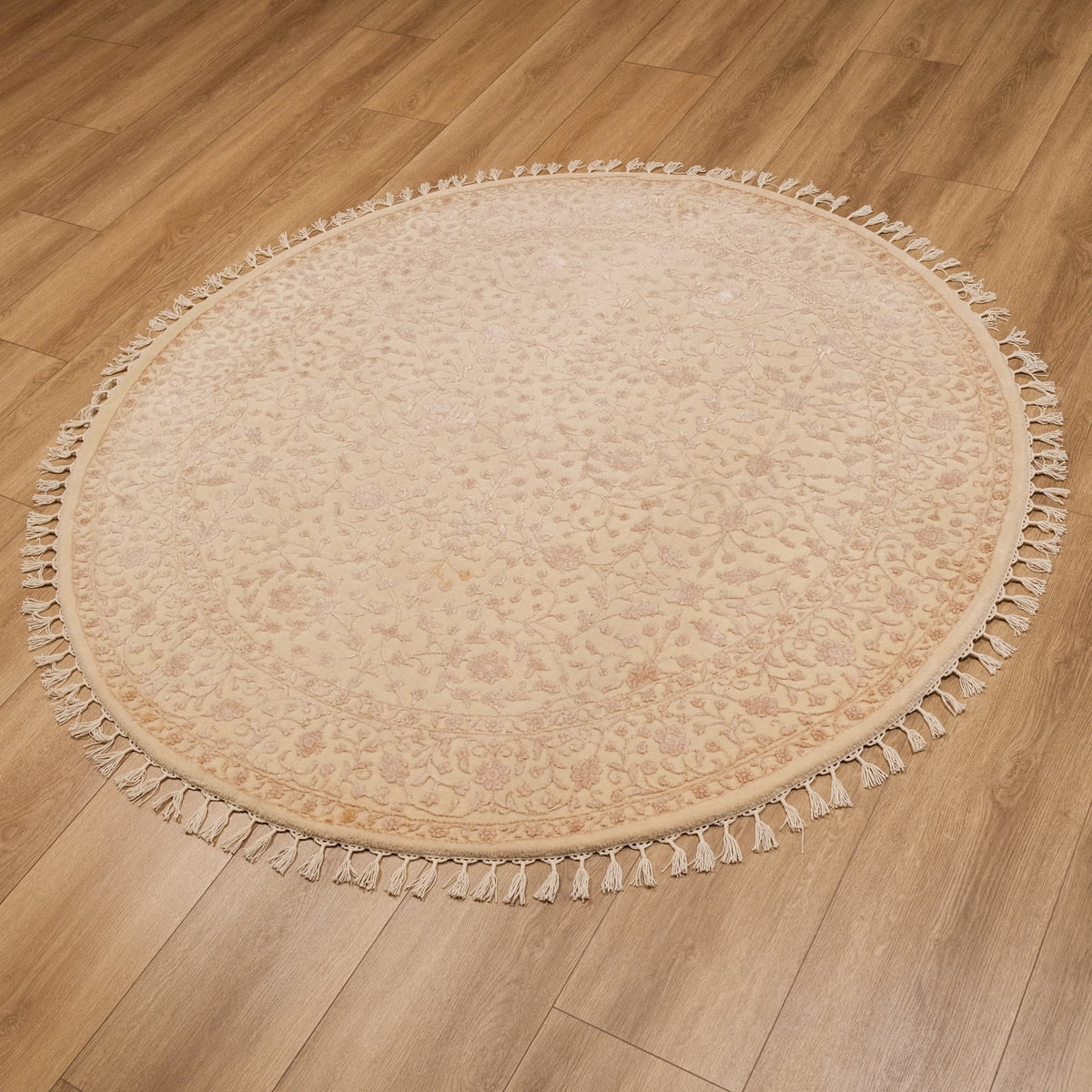Safir Serisi Uşak Desenli El Dokuma Oymalı Halı, krem, 160x160 cm — Halıcızade