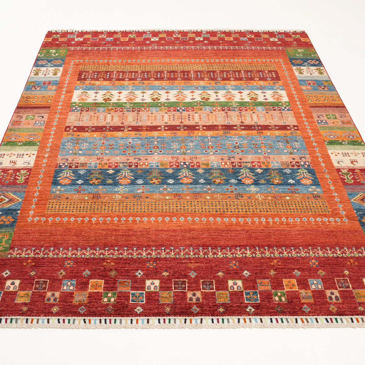 Şahzade Serisi El Dokuma Anadolu Desenli Rengarenk Yün Halı — 178x239 cm