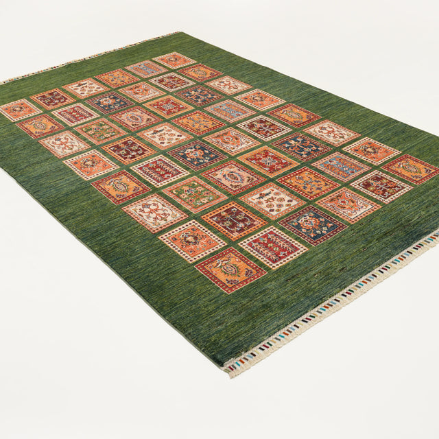 Şahzade Serisi El Dokuma Geometrik Desenli Yeşil Yün Halı, 169x251 cm — Halıcızade