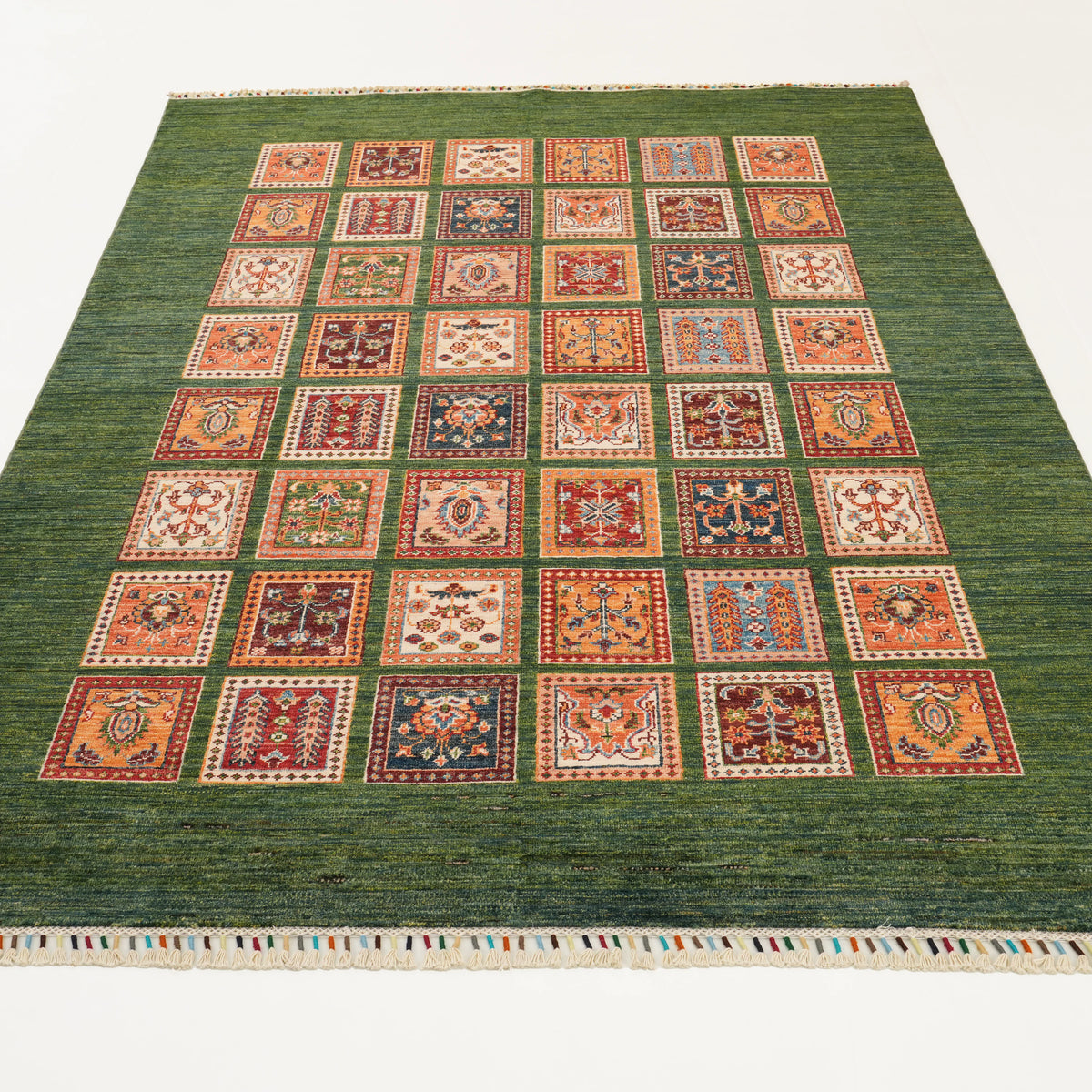 Şahzade Serisi El Dokuma Geometrik Desenli Yeşil Yün Halı — 169x251 cm